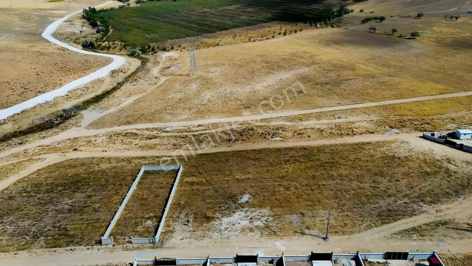 Emin Emlak Niğde Aktaş Devlet'te Satılık 490 M2 Villalık Arsa — fotoğraf 2
