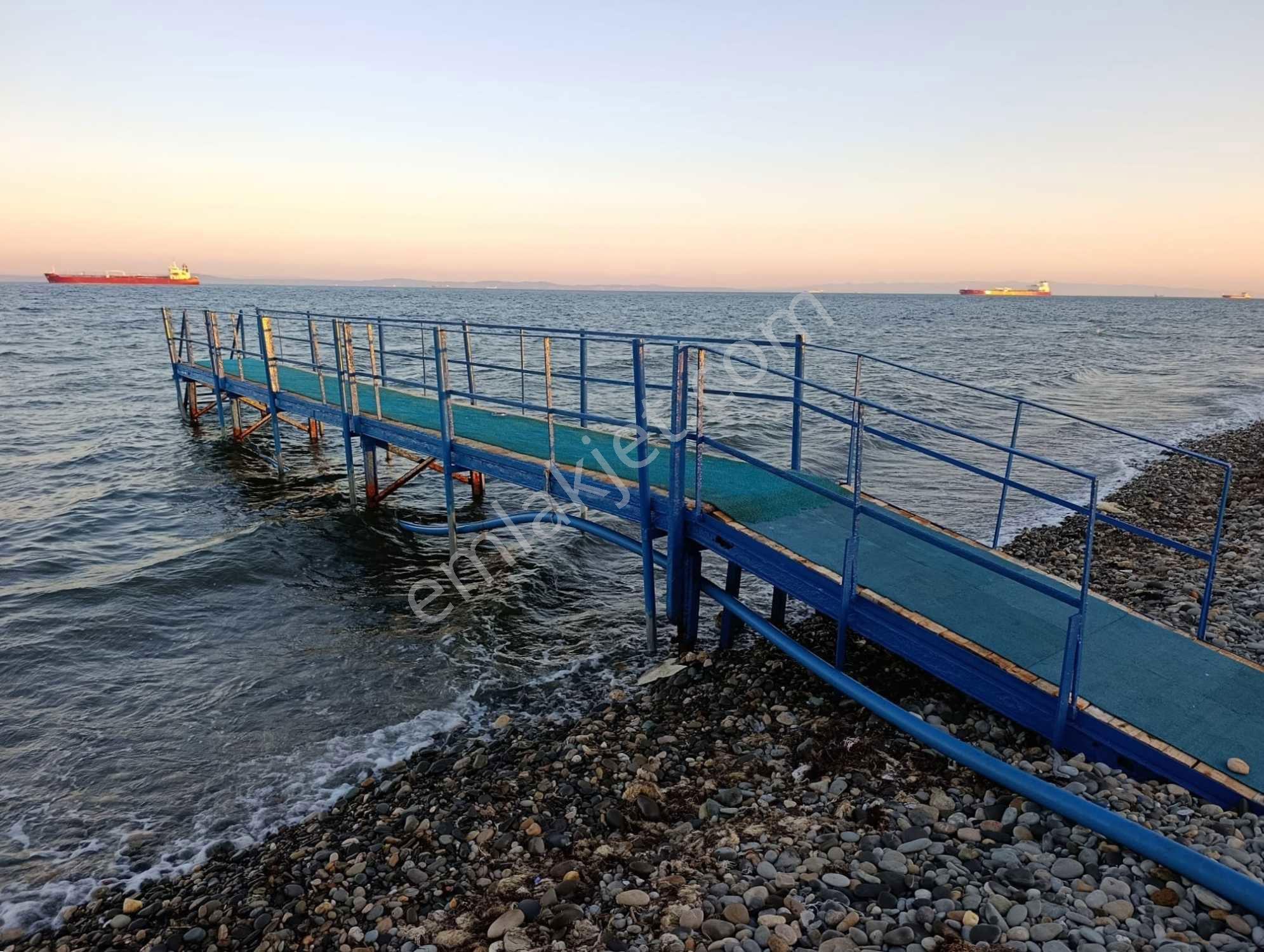 Re/max Land'den Havuzlu Sitede İçerisinde Yazlık — fotoğraf 28