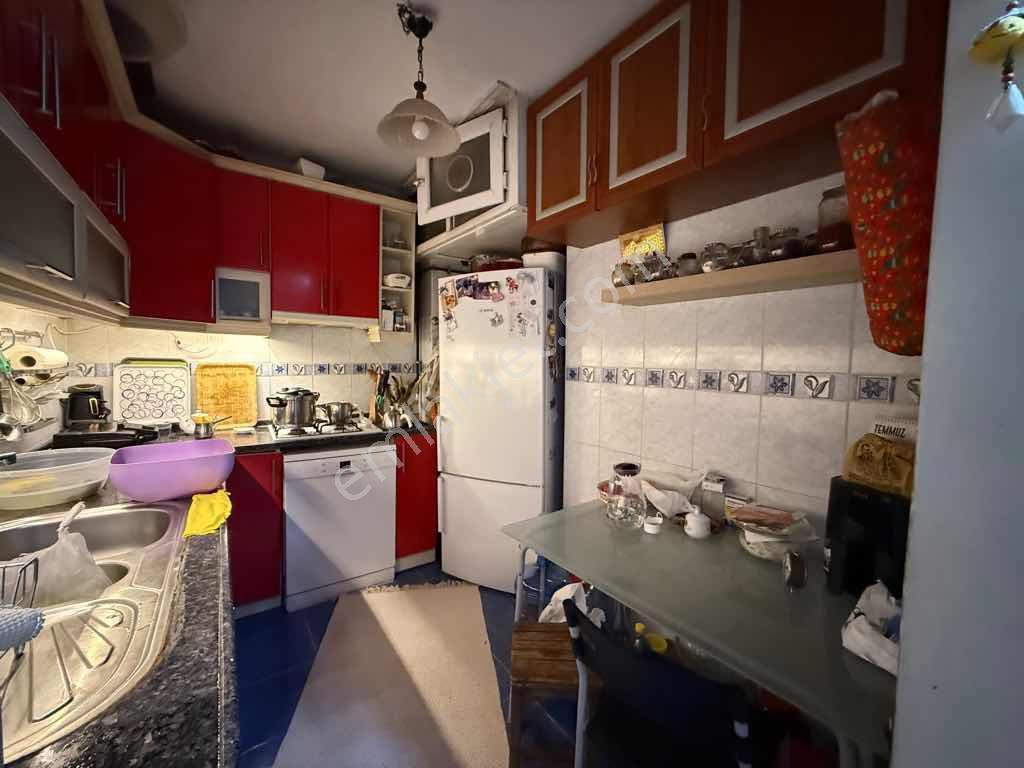 Bornova’da Giriş Kat 2+1 | Doğalgaz Kombili | Çift Cepheli | Krediye Uygun — fotoğraf 11
