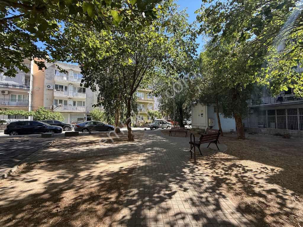 Bornova’da Giriş Kat 2+1 | Doğalgaz Kombili | Çift Cepheli | Krediye Uygun — fotoğraf 15