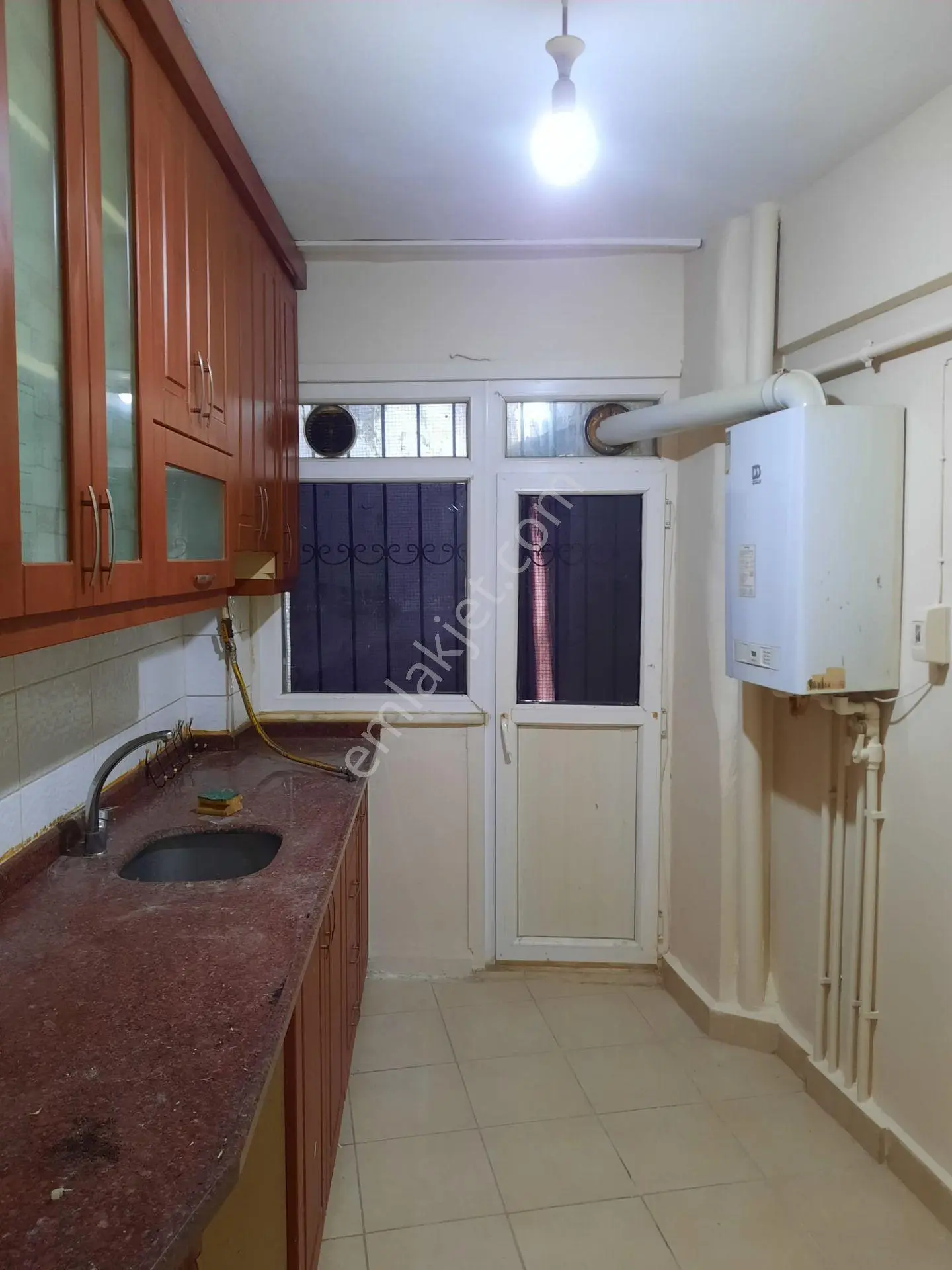 Üsküdar Merkezde Ğiriş Kat Cazip Fiyat — fotoğraf 2