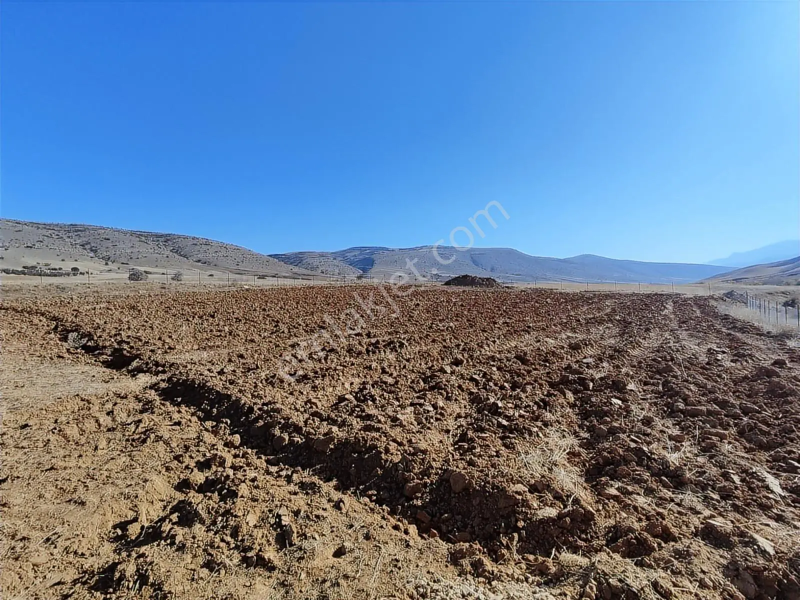 Tunç Harita Emlak'tan Ulukışla Kılan Yaylasında Fırsat Bahçe — fotoğraf 7