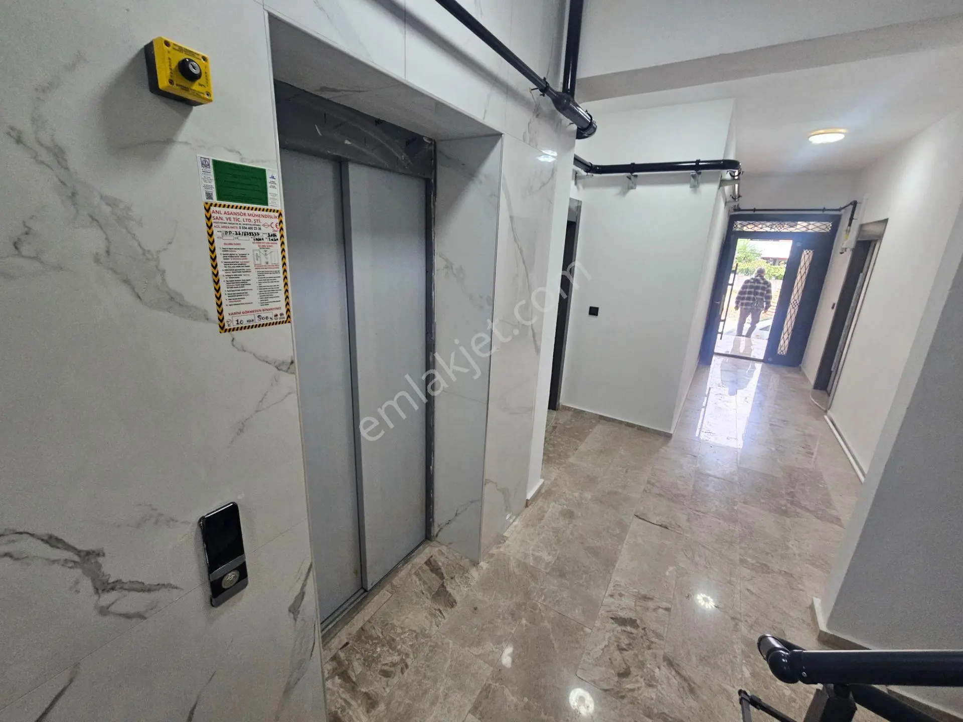 Cantan Emlaktan Edremıt Tuzcumuratta Yeni Sıfır 2+1 Bahçelı Lüks Daire — fotoğraf 3
