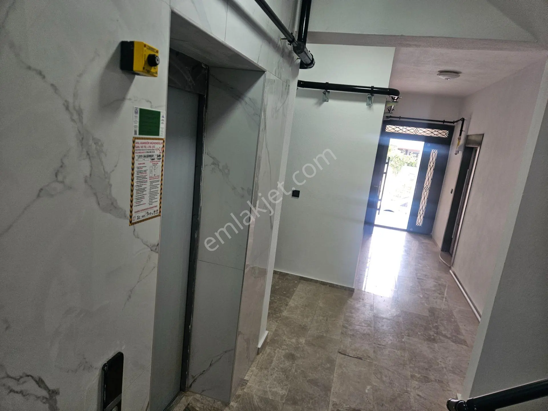 Cantan Emlaktan Edremıt Tuzcumuratta Yeni Sıfır 2+1 Bahçelı Lüks Daire — fotoğraf 4