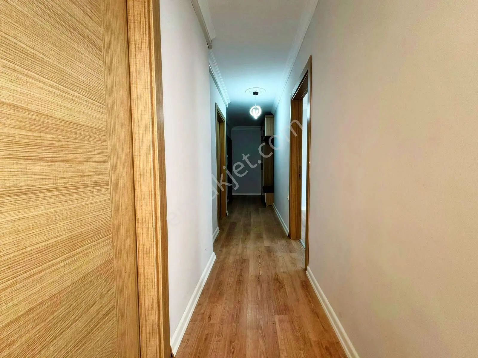 Aktiften Akçay'da Satılık Çift Balkonlu Doğalgazlı Asansörlü Lüx 2+1 Daire — fotoğraf 9