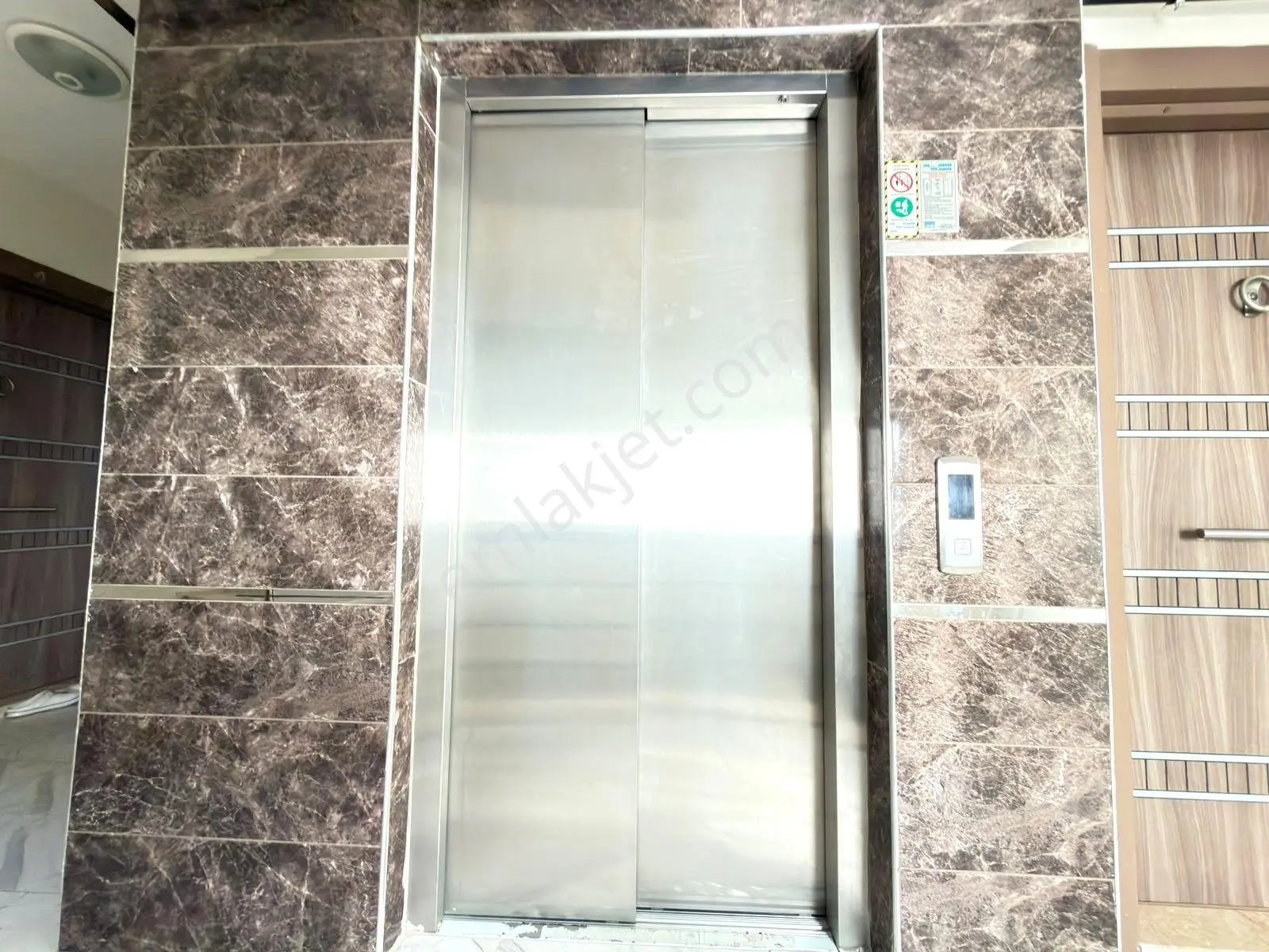 Referans'tan Altınkum'da Ayrı Mutfak Ara Kat Masrafsız 2+1 Daire — fotoğraf 9