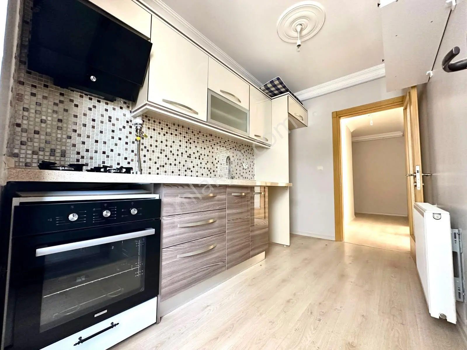 Referans'tan Altınkum'da Ayrı Mutfak Ön Cephe Fırsat Modern Tasarımlı 2+1 Daire — fotoğraf 2