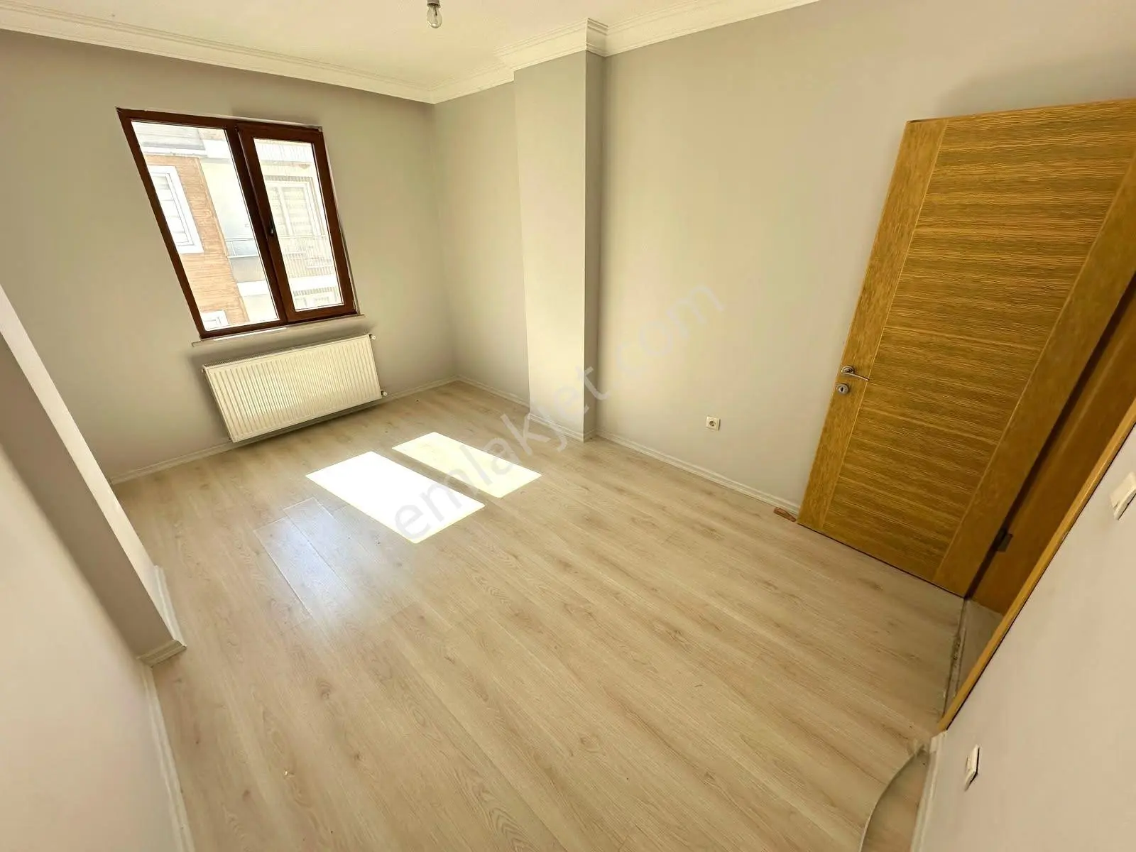 Referans'tan Altınkum'da Ayrı Mutfak Ön Cephe Fırsat Modern Tasarımlı 2+1 Daire — fotoğraf 5
