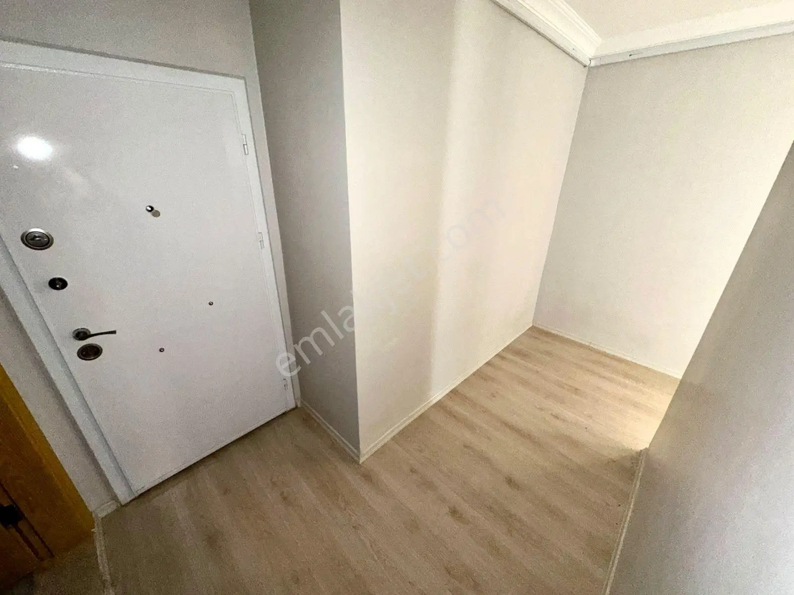 Referans'tan Altınkum'da Ayrı Mutfak Ön Cephe Fırsat Modern Tasarımlı 2+1 Daire — fotoğraf 15