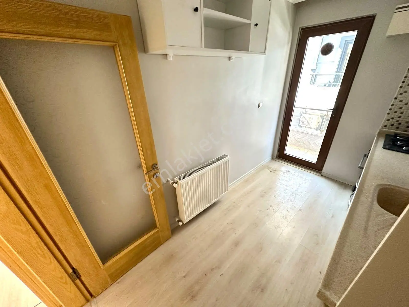 Referans'tan Altınkum'da Ayrı Mutfak Ön Cephe Fırsat Modern Tasarımlı 2+1 Daire — fotoğraf 24