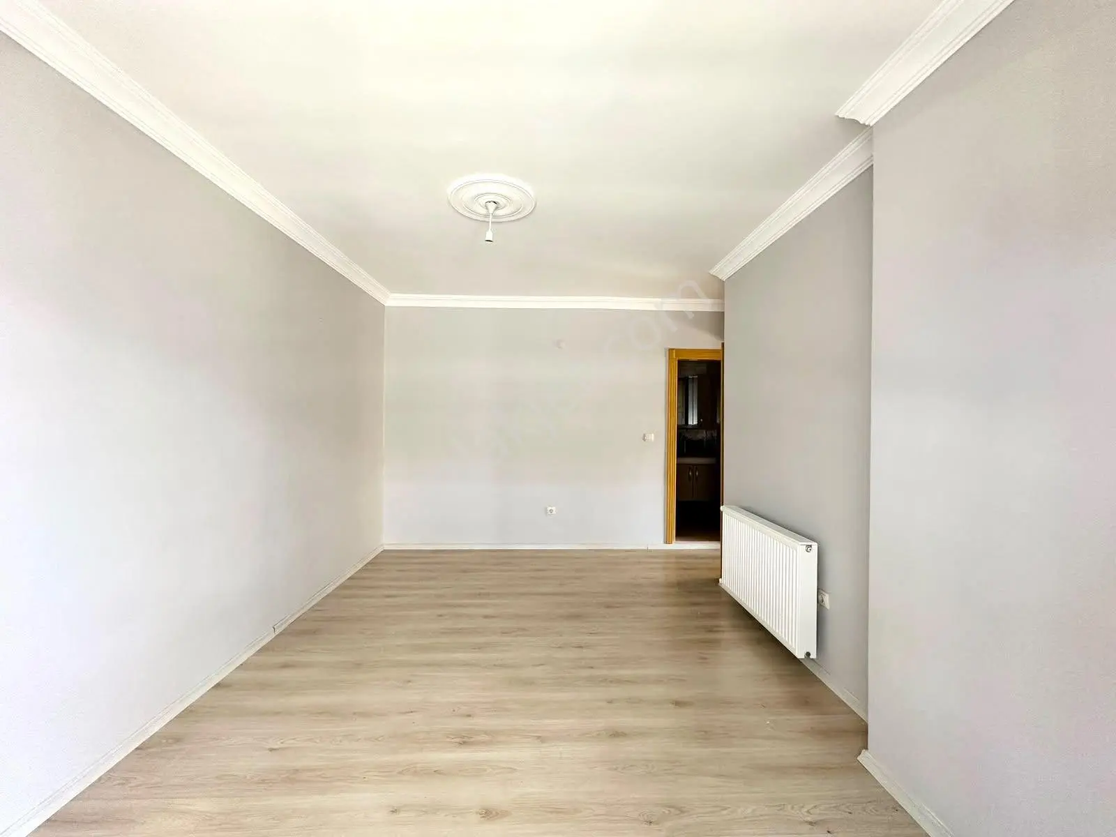 Referans'tan Altınkum'da Ayrı Mutfak Ön Cephe Fırsat Modern Tasarımlı 2+1 Daire — fotoğraf 26