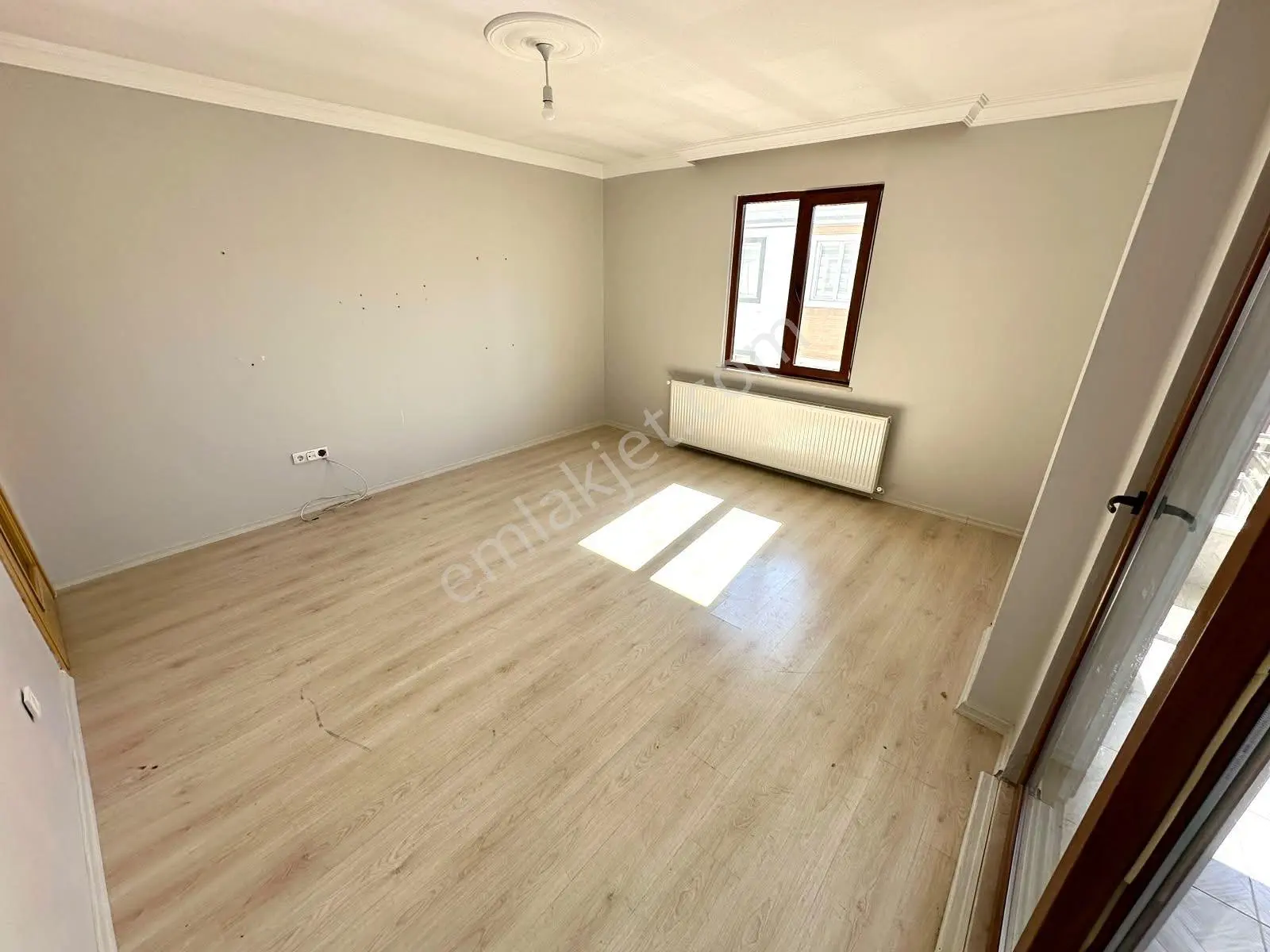 Referans'tan Altınkum'da Ayrı Mutfak Ön Cephe Fırsat Modern Tasarımlı 2+1 Daire — fotoğraf 33