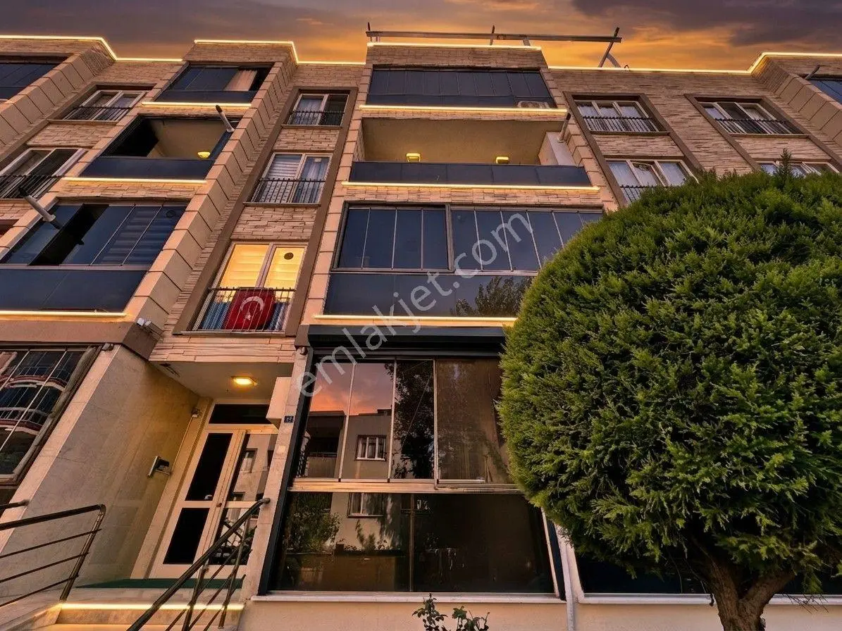Aktif'ten Akçay'da Satılık Eşyalı Otoparklı, Havuzlu Harika 1+0daire — fotoğraf 11