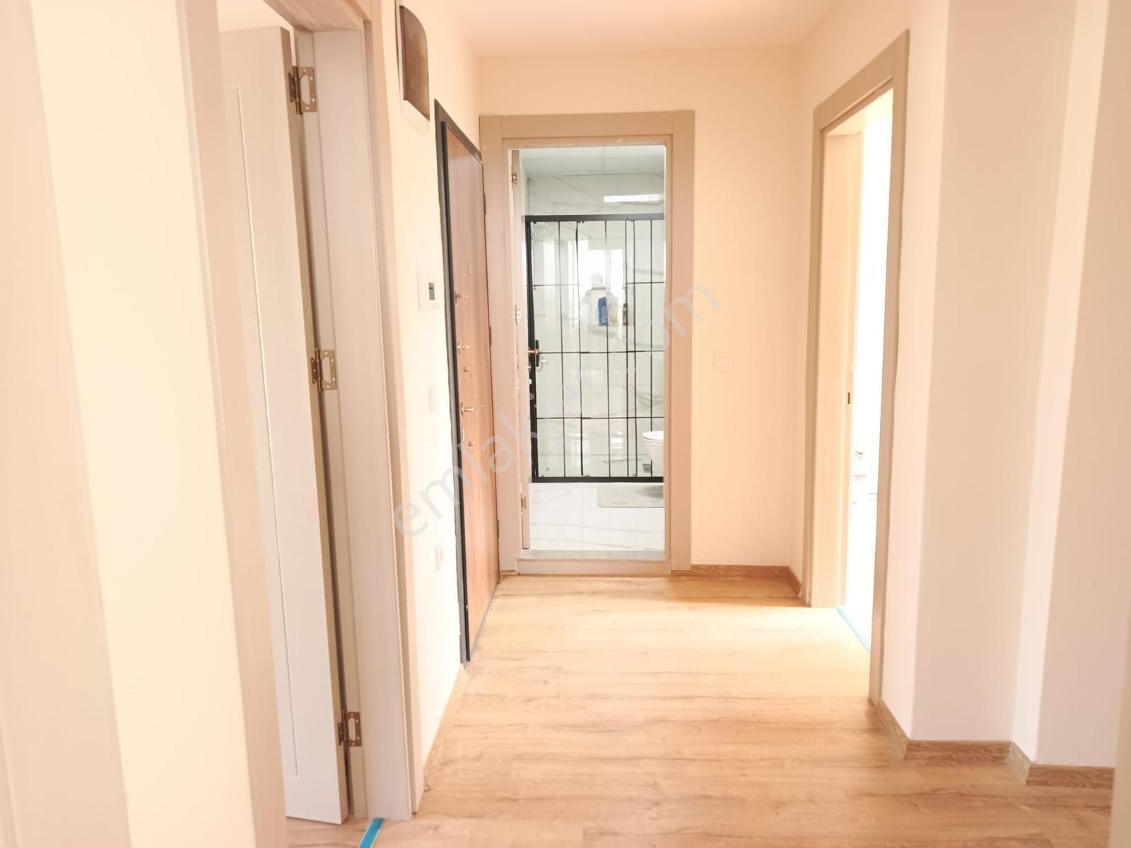 Kuşadasında Deniz Manzaralı 2+1 Satılık Daire — fotoğraf 6