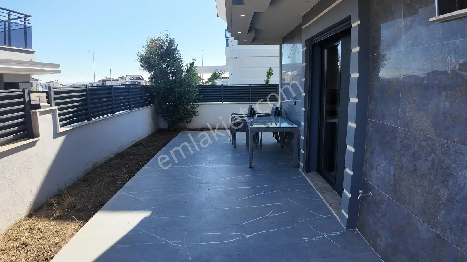 Didim Efeler Mahallesi'nde Satılık Tam Müstakil 3+1 Villa — fotoğraf 5
