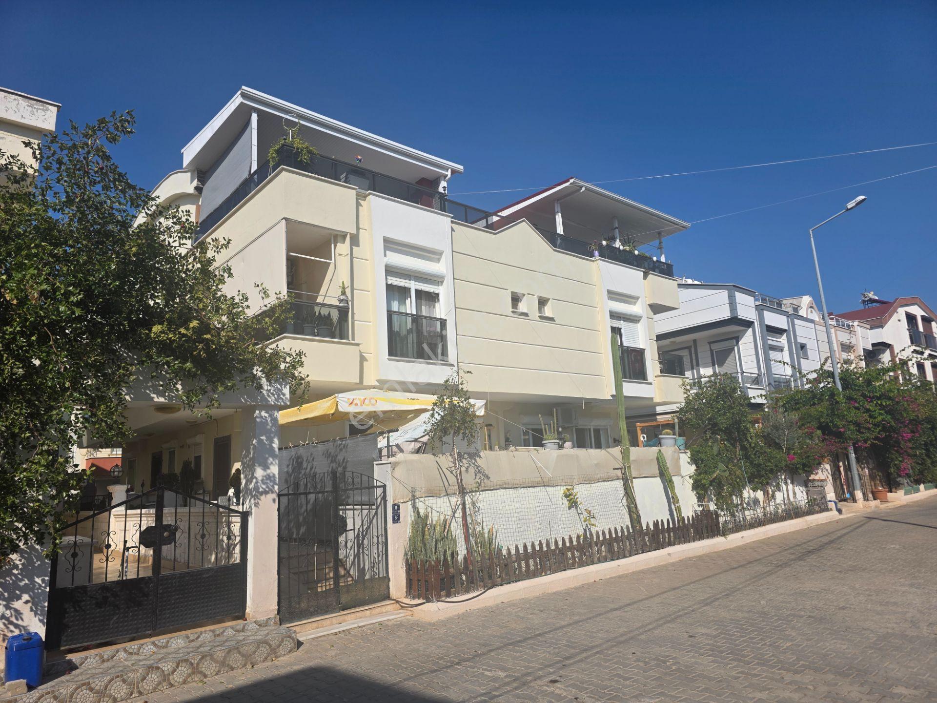 Didim Efeler Carrfoursa Arkası 3+1 Villa