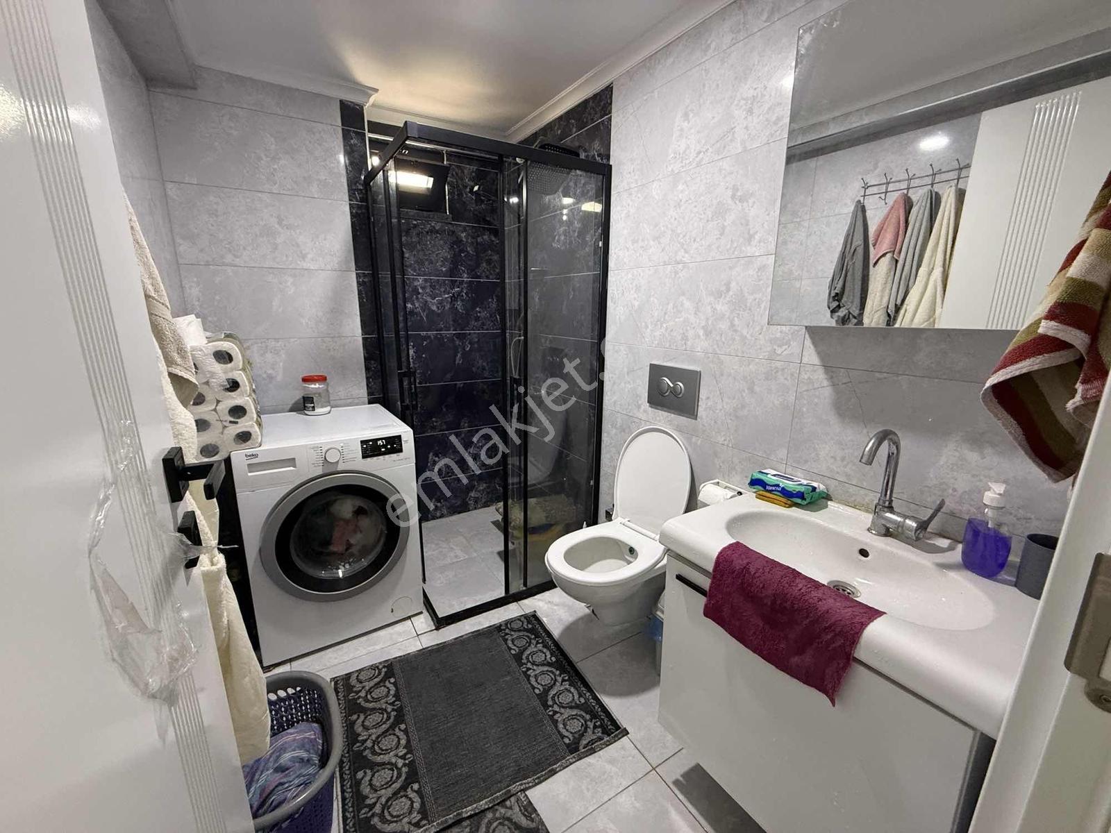 Esenevler Manzaralı Satılık Ferah Daire — fotoğraf 3