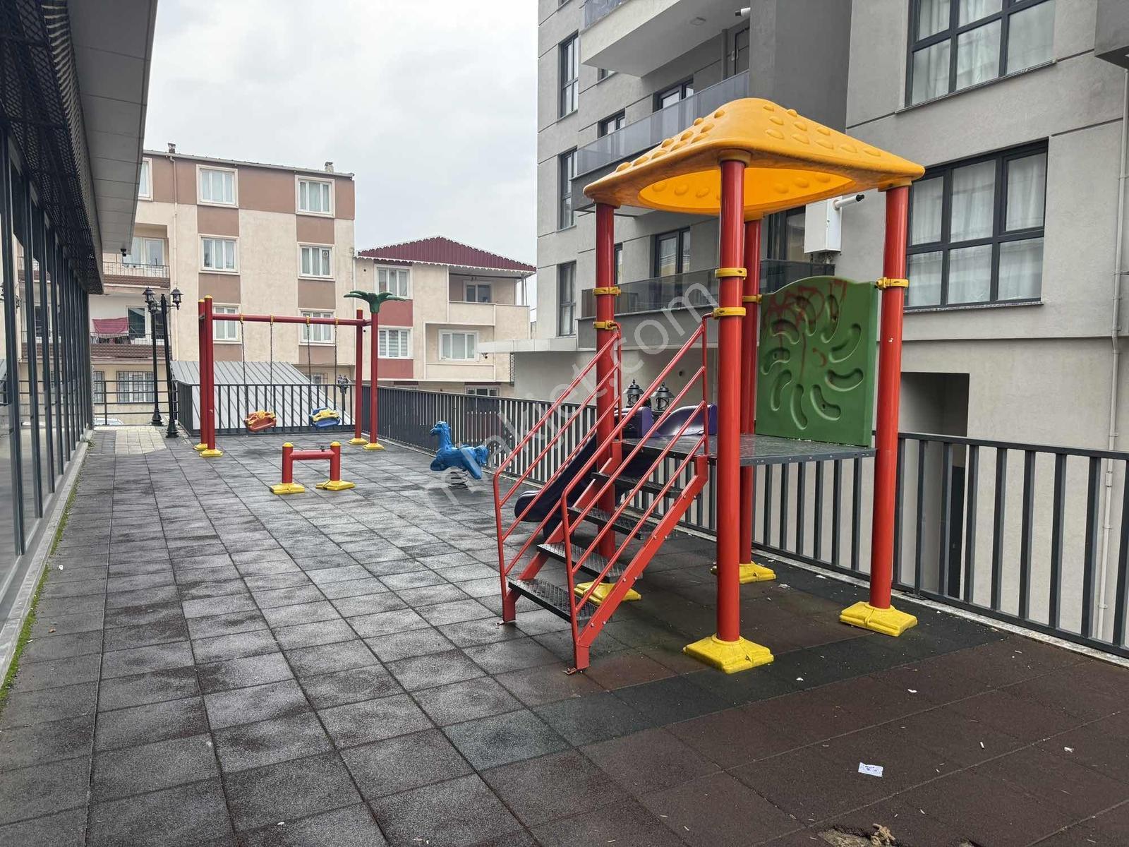 Esenevler Manzaralı Satılık Ferah Daire — fotoğraf 11
