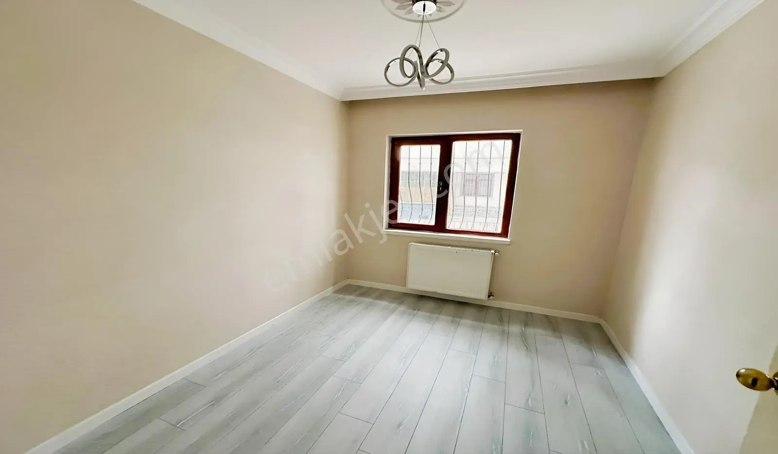 Kuşcağız 3+1 Giriş Kat Kök Tapu Bölgenin En Uygun Fiyatlısı — fotoğraf 10