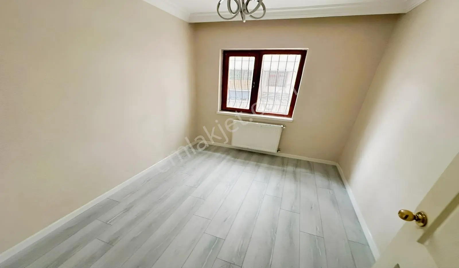 Kuşcağız 3+1 Giriş Kat Kök Tapu Bölgenin En Uygun Fiyatlısı — fotoğraf 11