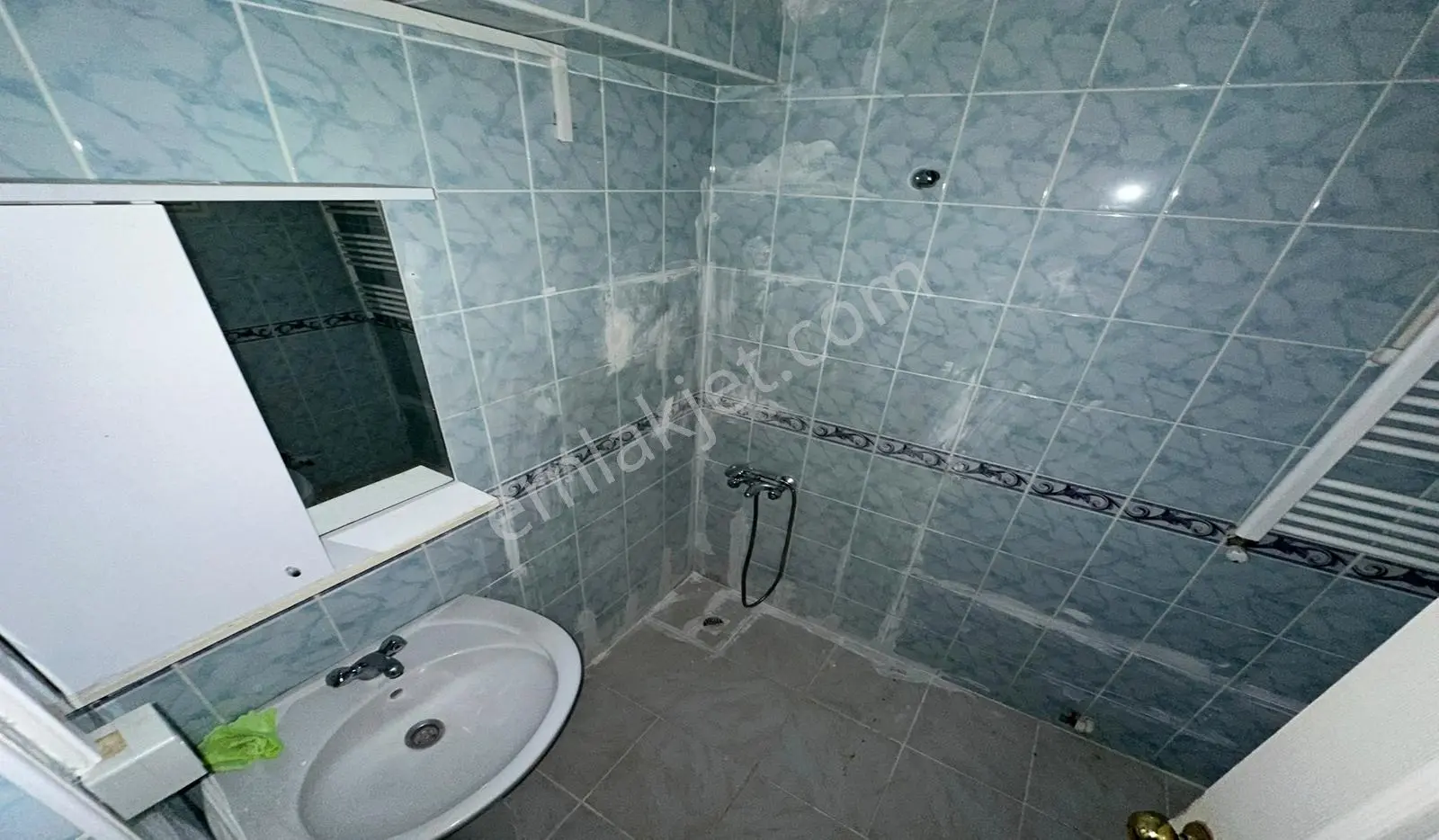 Kuşcağız 3+1 Giriş Kat Kök Tapu Bölgenin En Uygun Fiyatlısı — fotoğraf 21