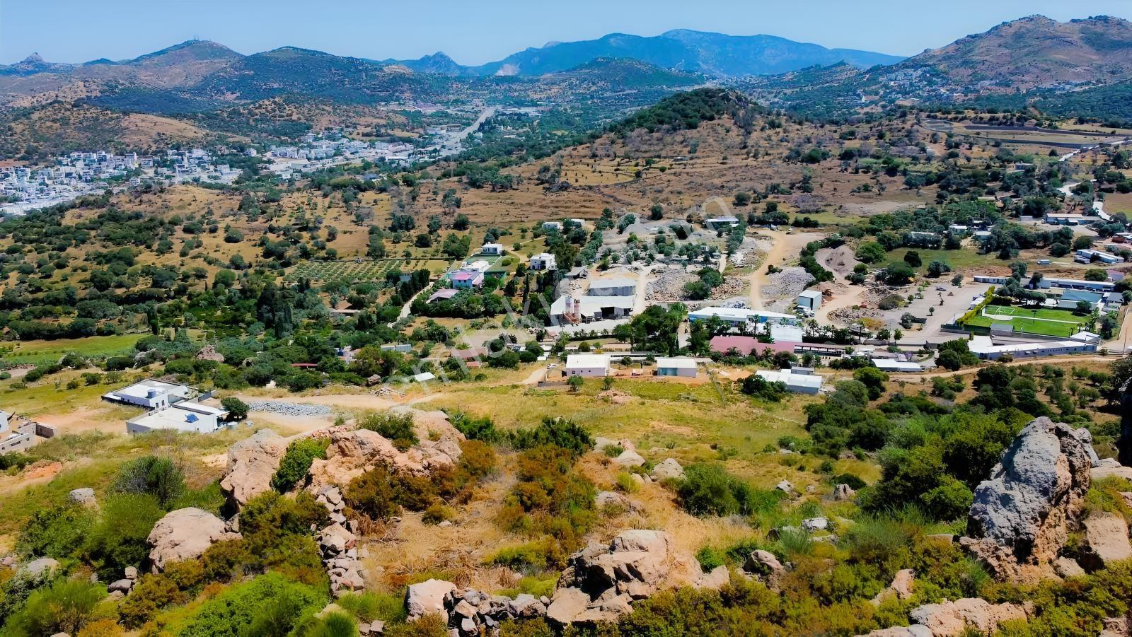 Turgutreis'te Kooperatif Hisseli 8.518 Mt2 Satılık Arsa
