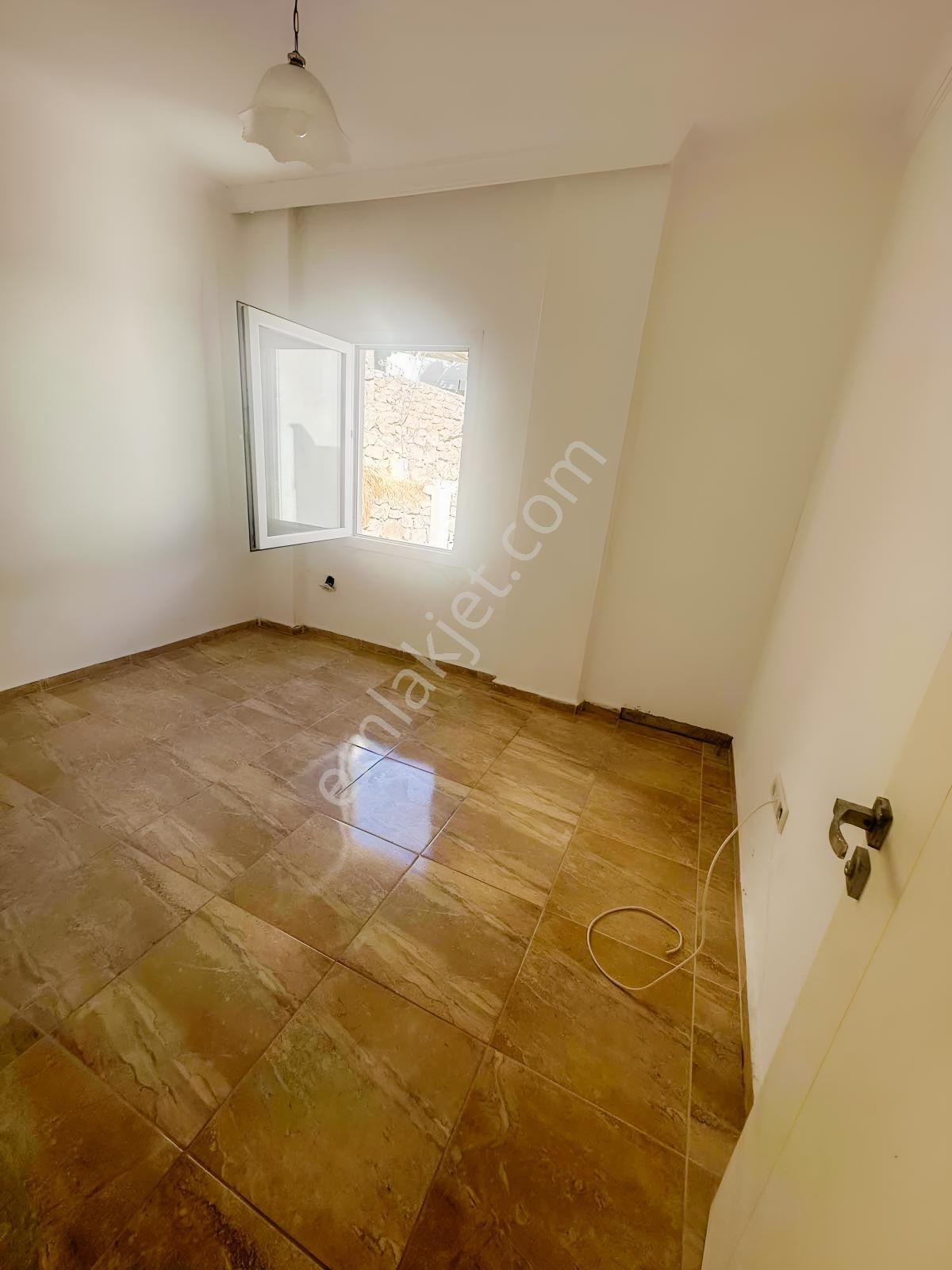 Bodrum Ortakent Yahşi'de Site İçinde 220m2 Tribleks Villa — fotoğraf 3