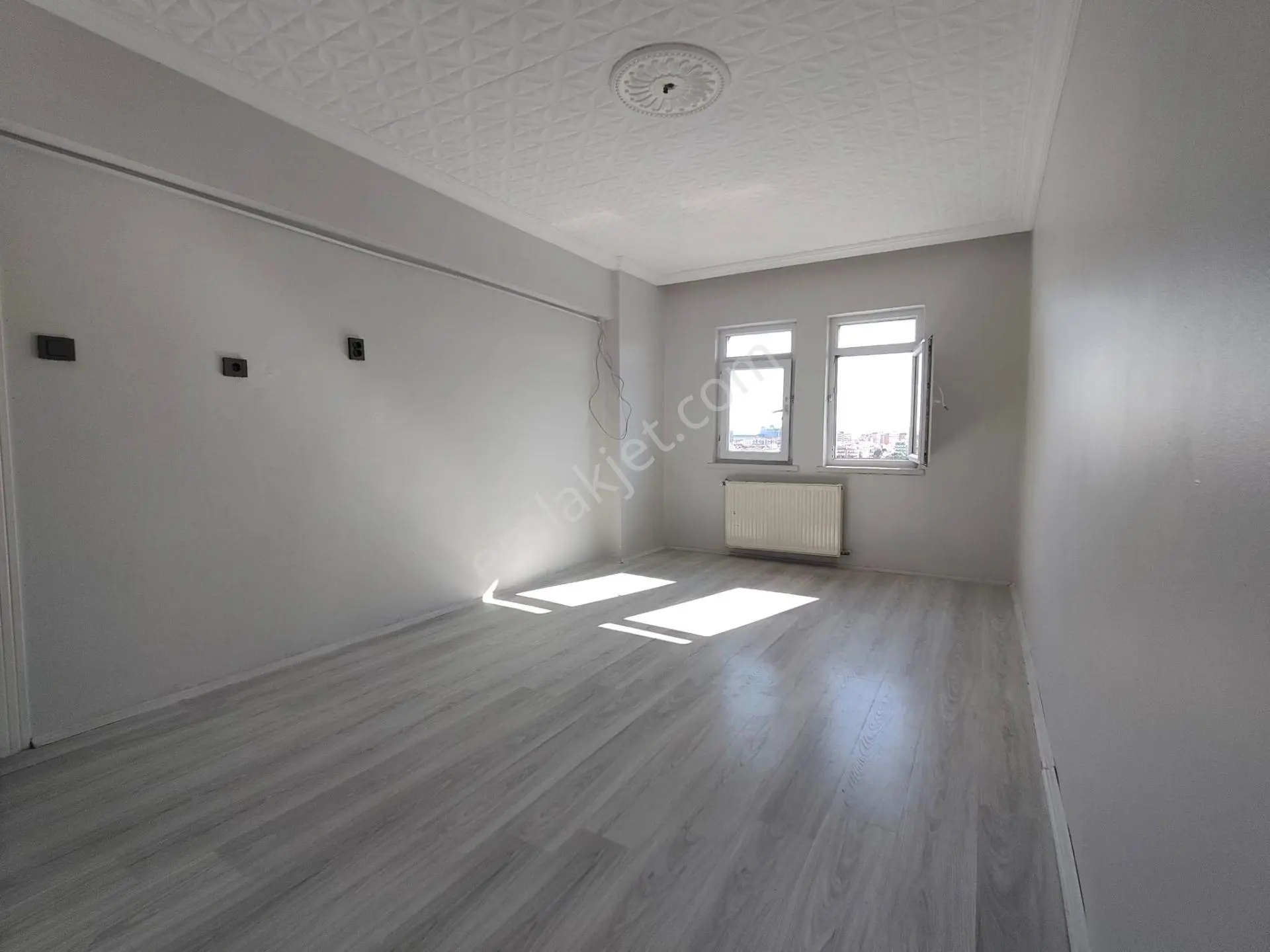 Yılmaz Gayrimenkul'den Mevlana Mah 3+1 Katta 140m2 Fuzul Eve Vs. Uygun Kupon Full+full Yapılı Daire — fotoğraf 24