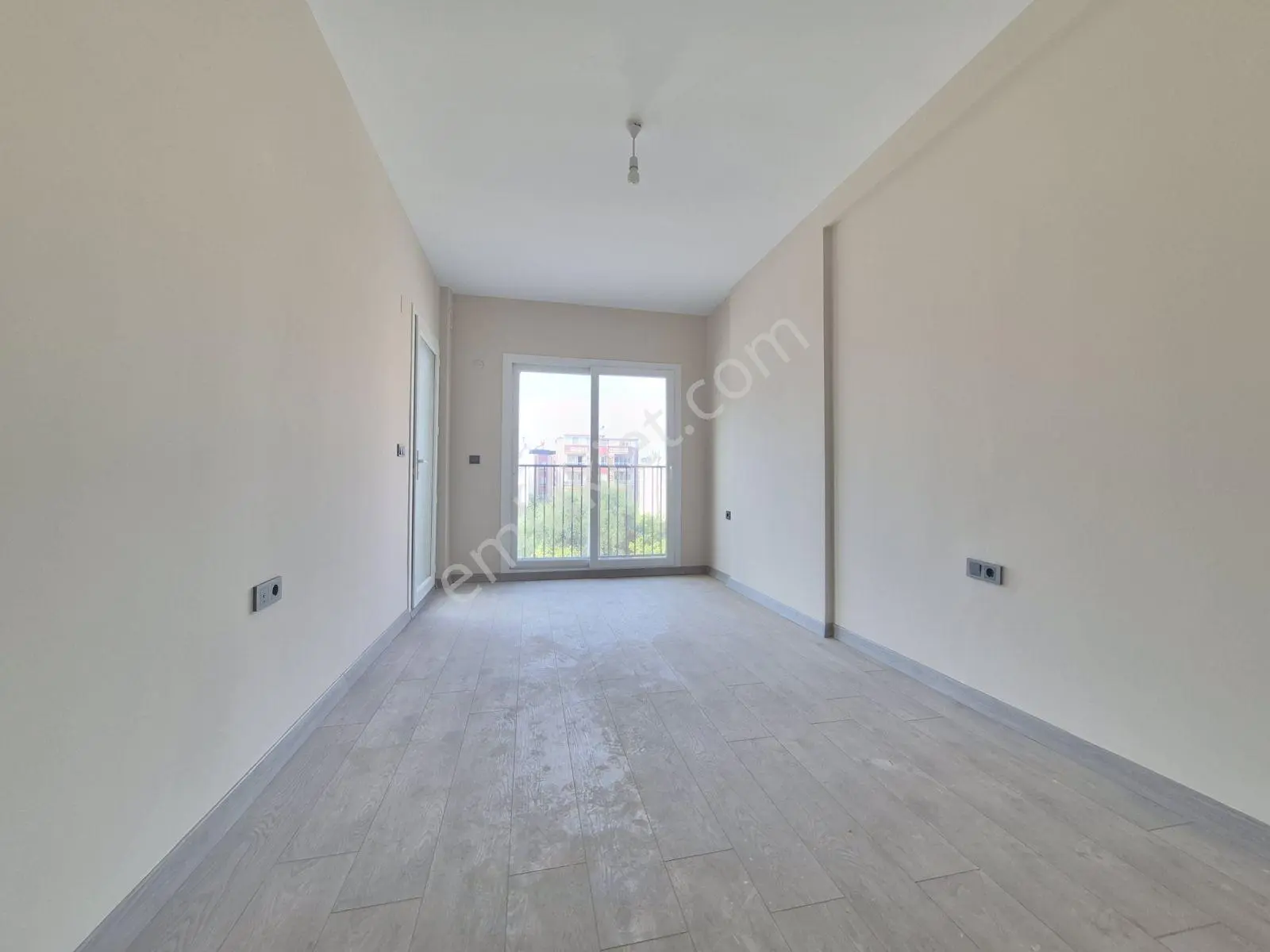 Kuşadası Davutlar Bölgesinde Satılık 1+1 Daire — fotoğraf 12