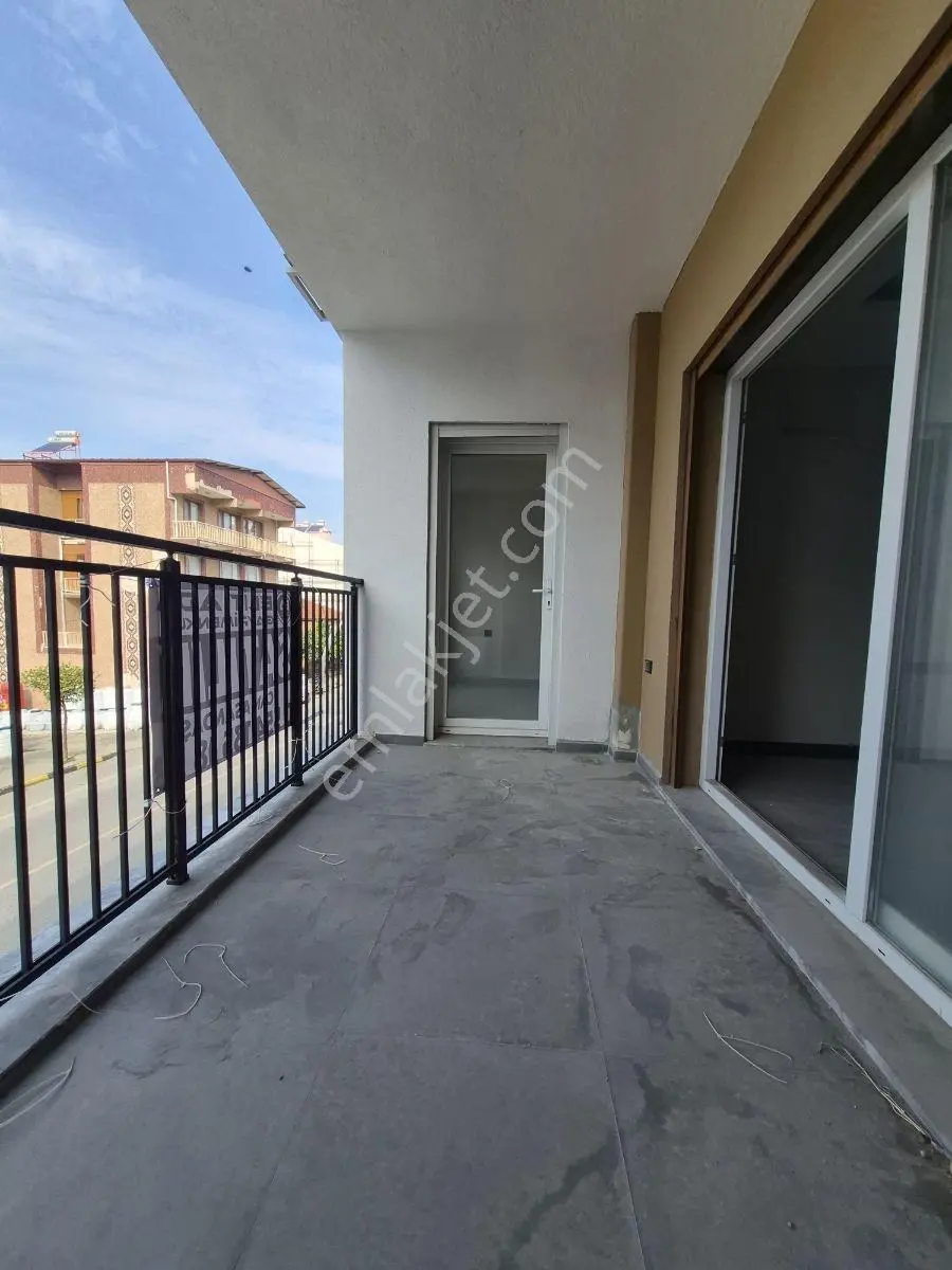 Kuşadası Davutlar Bölgesinde Satılık 1+1 Daire — fotoğraf 17
