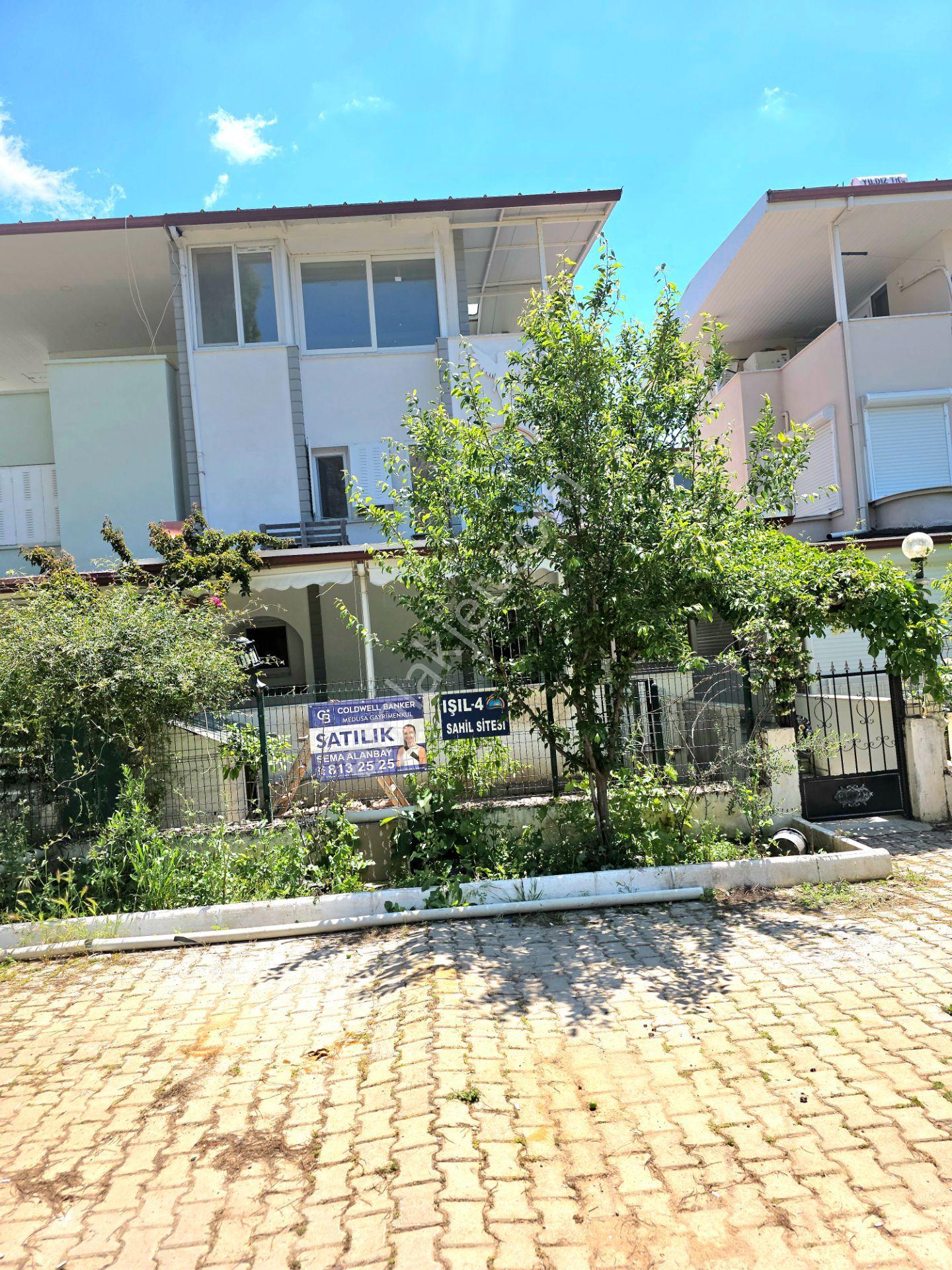 Satılık 3+1 Villa Sağtur Denize 600 Metre — fotoğraf 2