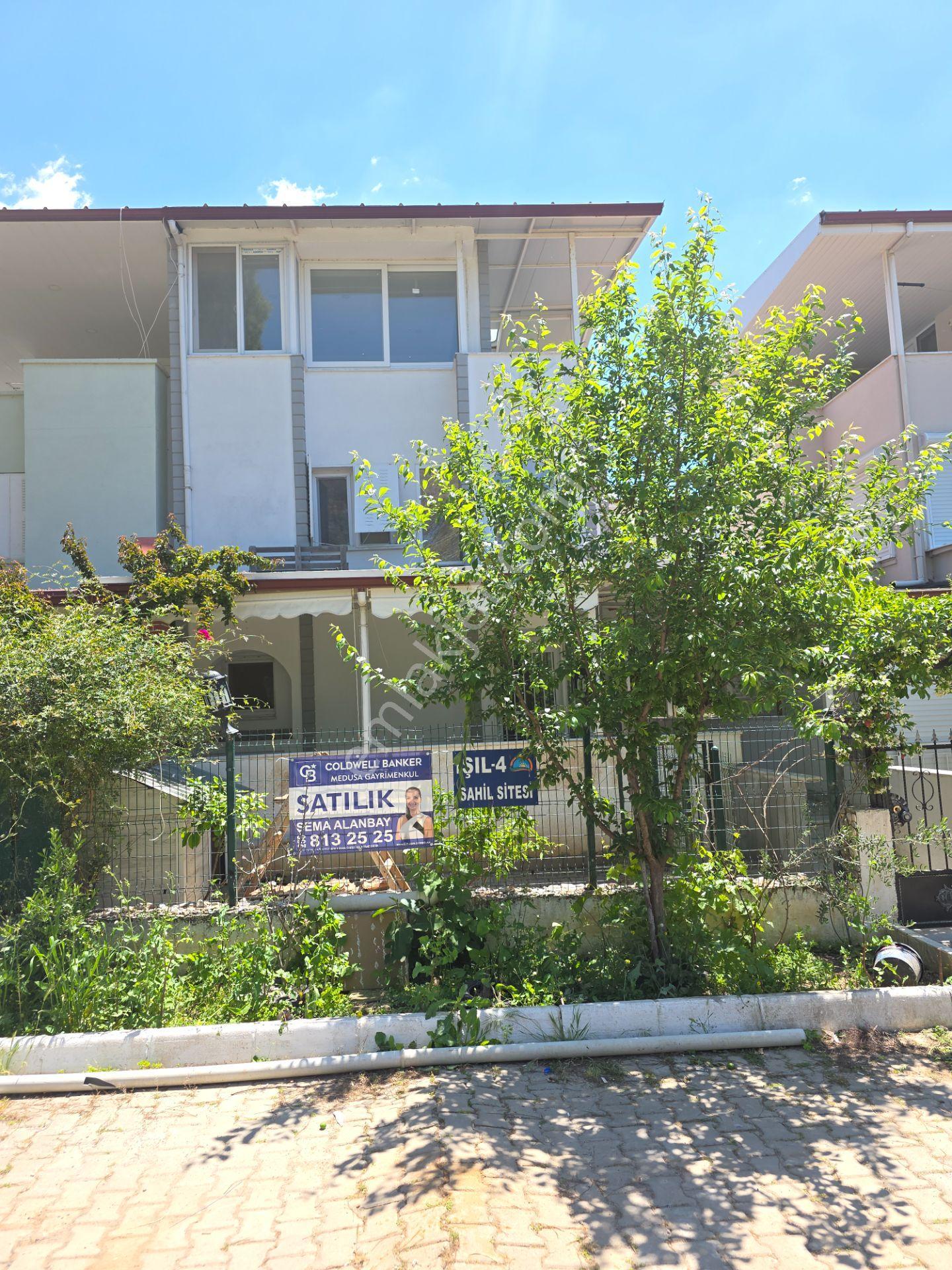 Satılık 3+1 Villa Sağtur Denize 600 Metre — fotoğraf 3
