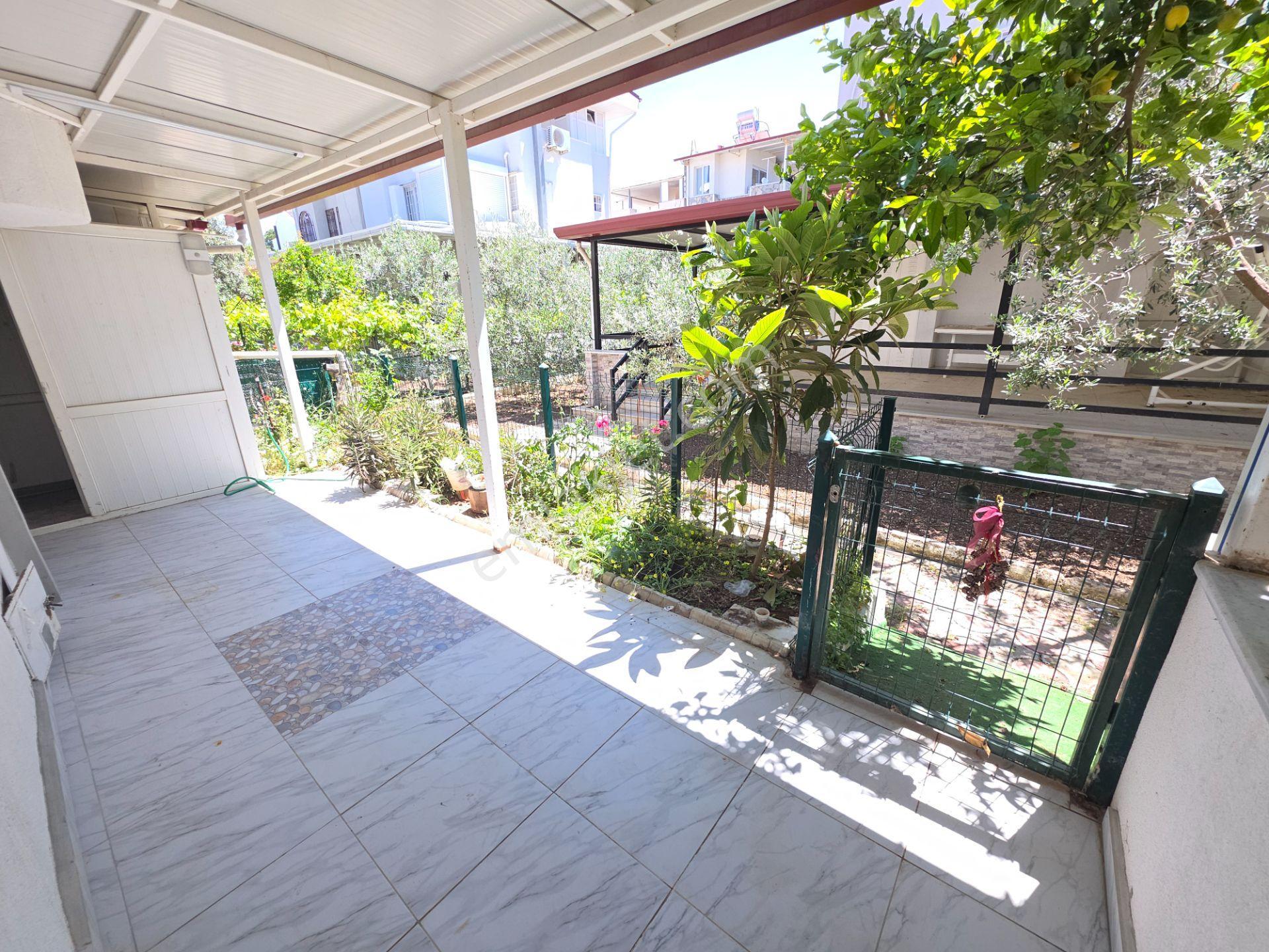 Satılık 3+1 Villa Sağtur Denize 600 Metre — fotoğraf 18