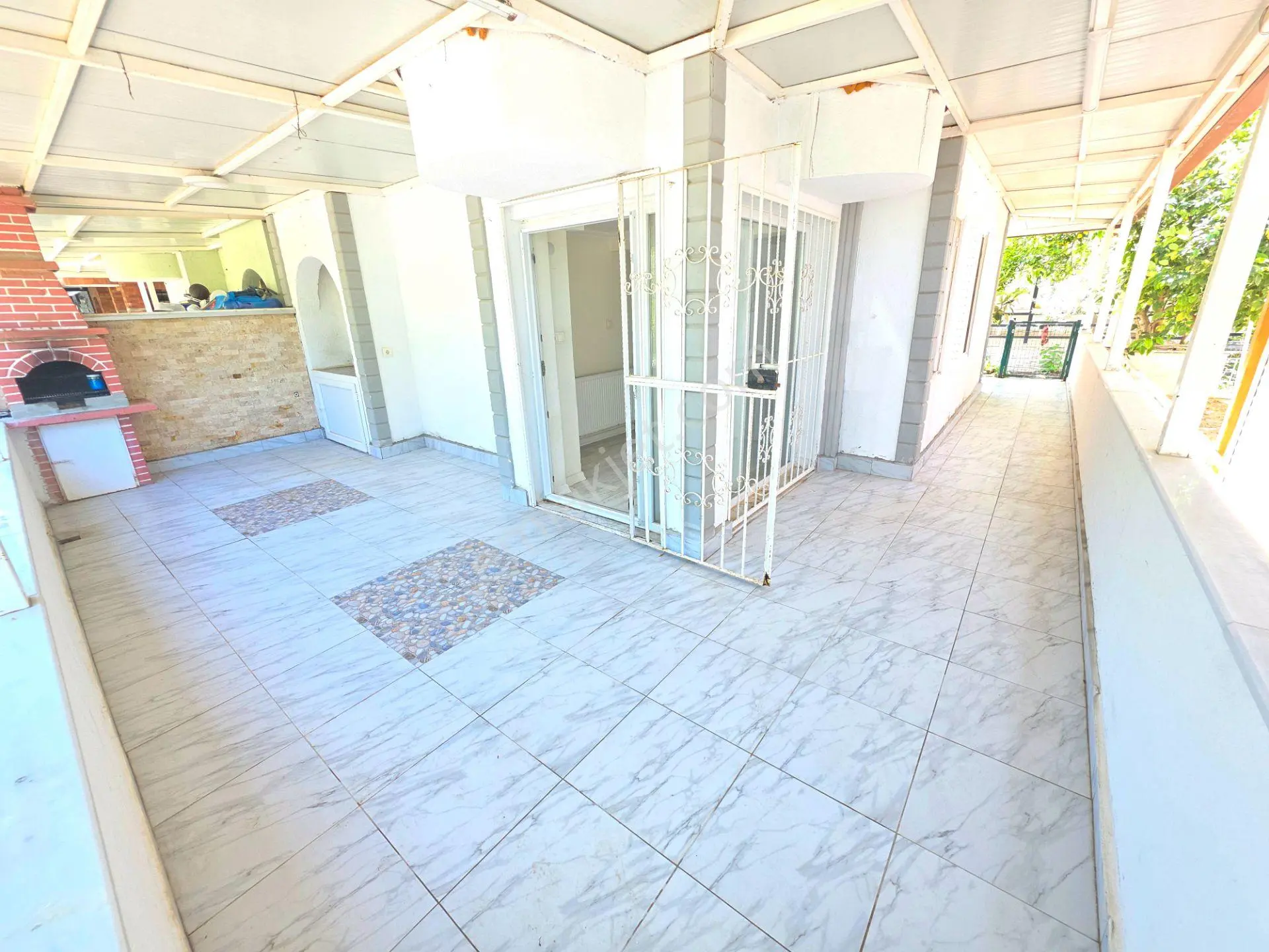Satılık 3+1 Villa Sağtur Denize 600 Metre — fotoğraf 22