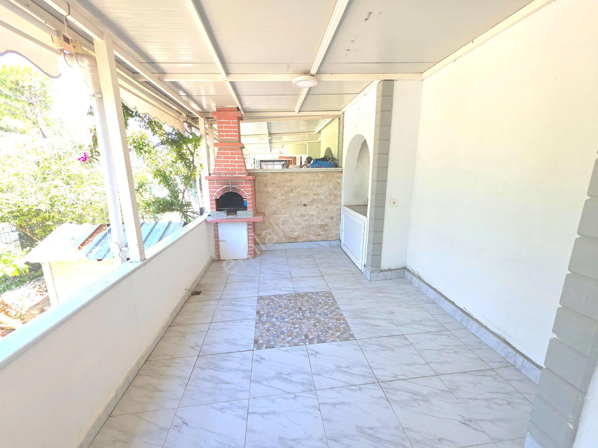 Satılık 3+1 Villa Sağtur Denize 600 Metre — fotoğraf 24