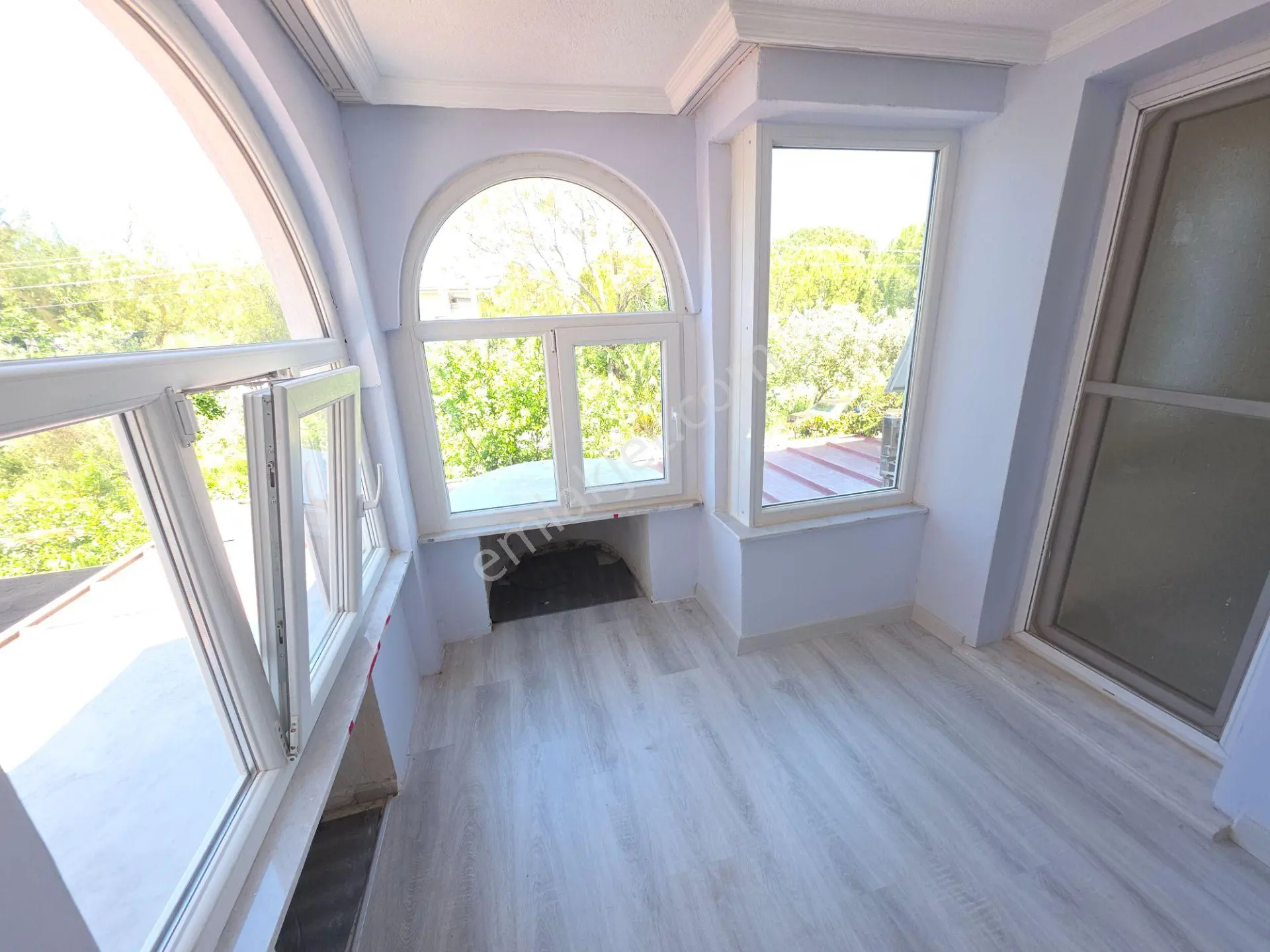Satılık 3+1 Villa Sağtur Denize 600 Metre — fotoğraf 37
