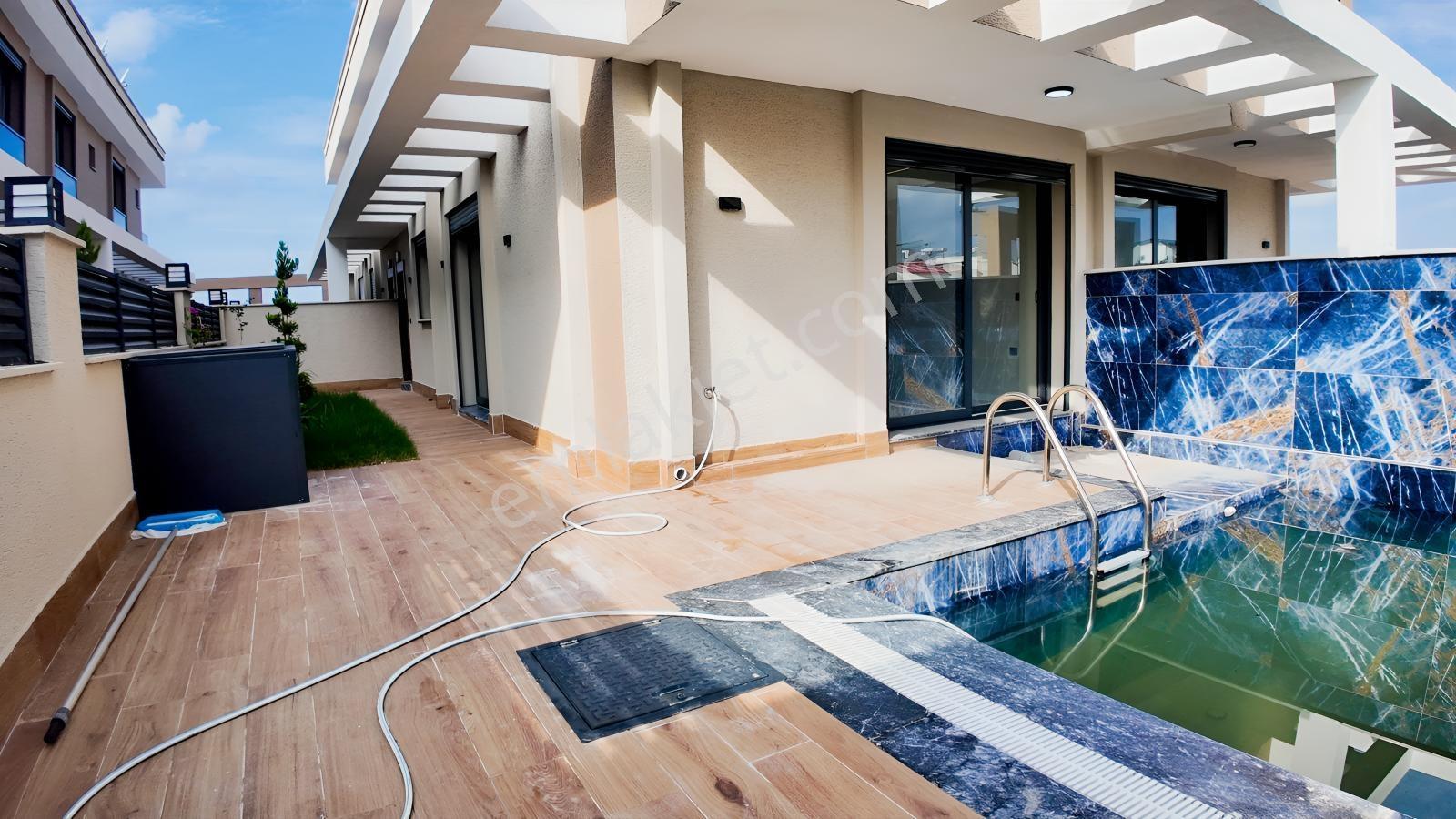Didim Hisar Mah.havuzlu Bahçeli Satılık Eşyalı/eşyasız Villa — fotoğraf 5