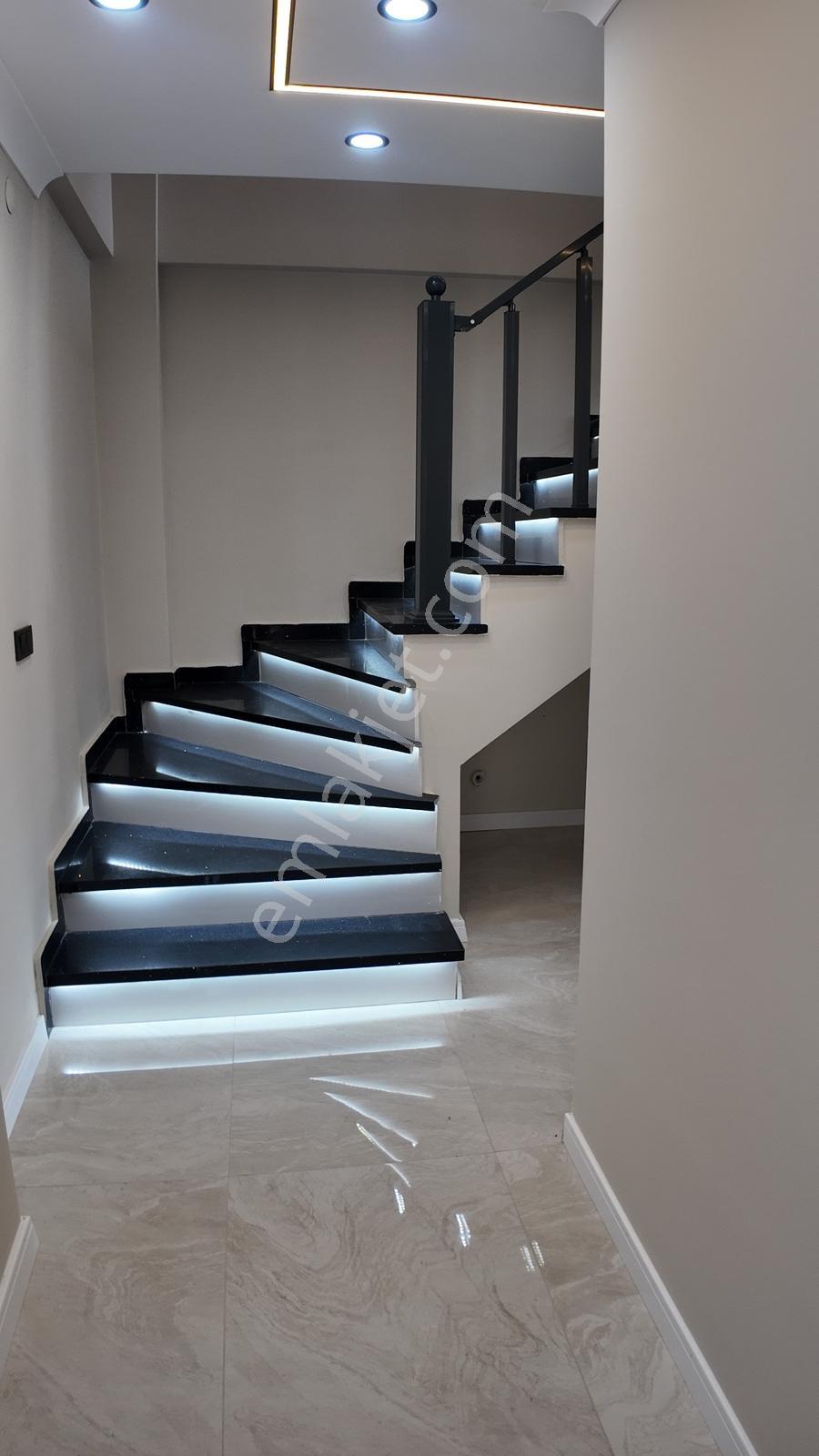 Didim Hisar Mah.havuzlu Bahçeli Satılık Eşyalı/eşyasız Villa — fotoğraf 14