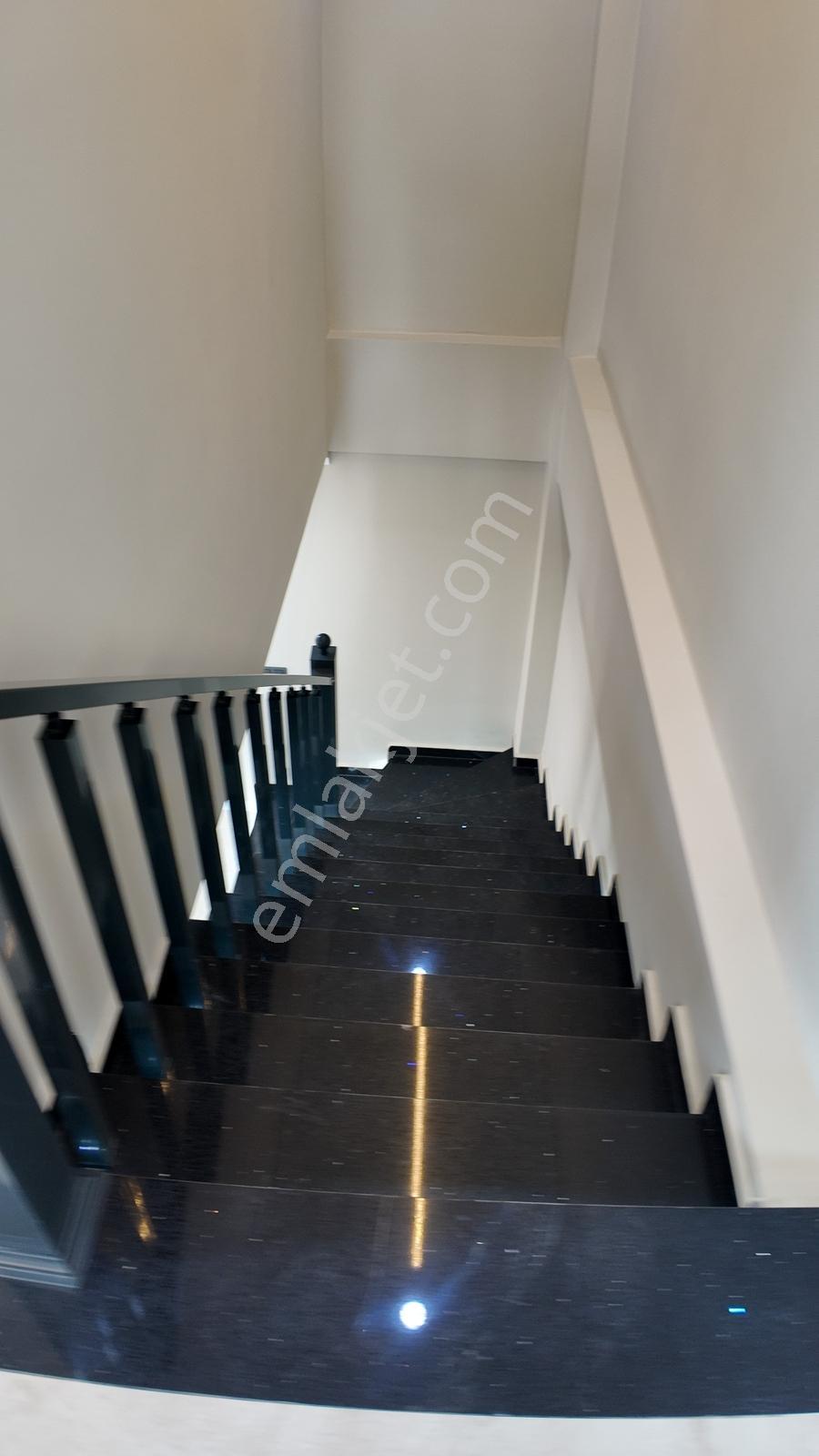 Didim Hisar Mah.havuzlu Bahçeli Satılık Eşyalı/eşyasız Villa — fotoğraf 17
