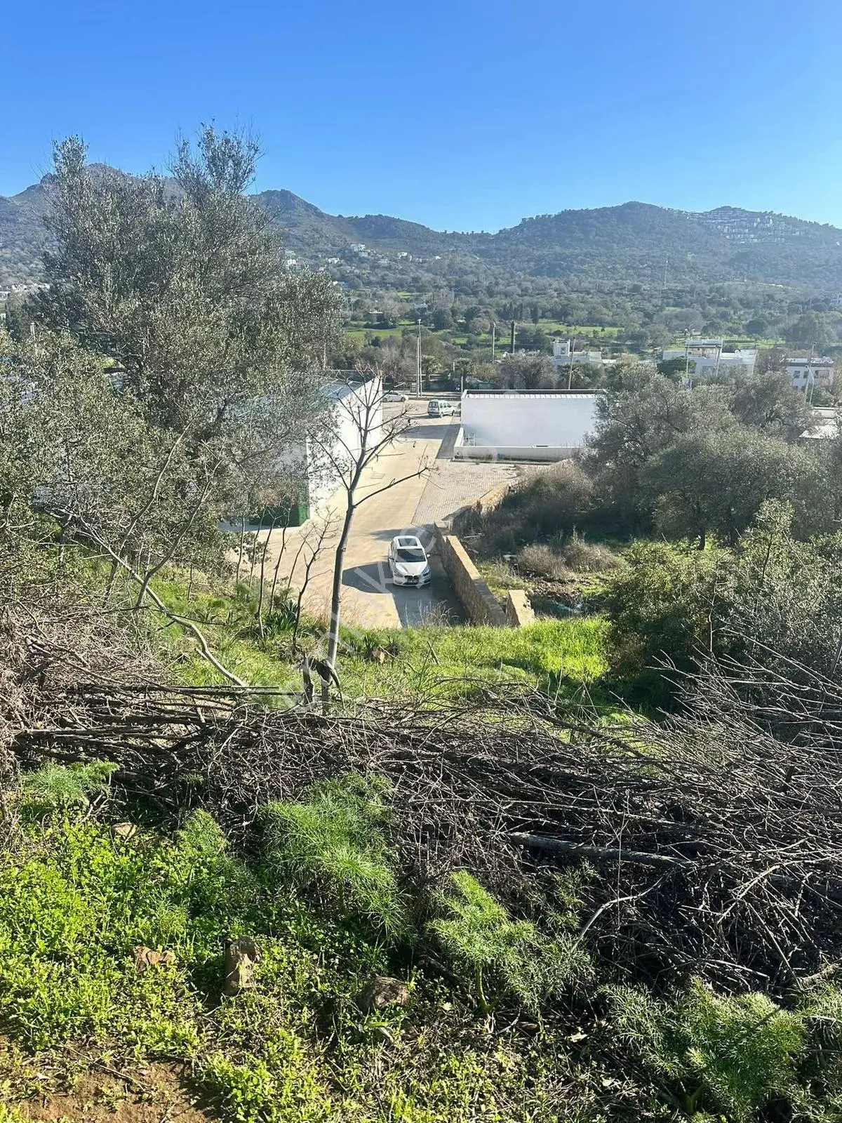 Bodrum Turgutreıs Ana Cadde Üzerı 624 Metre² Satılık Arsa