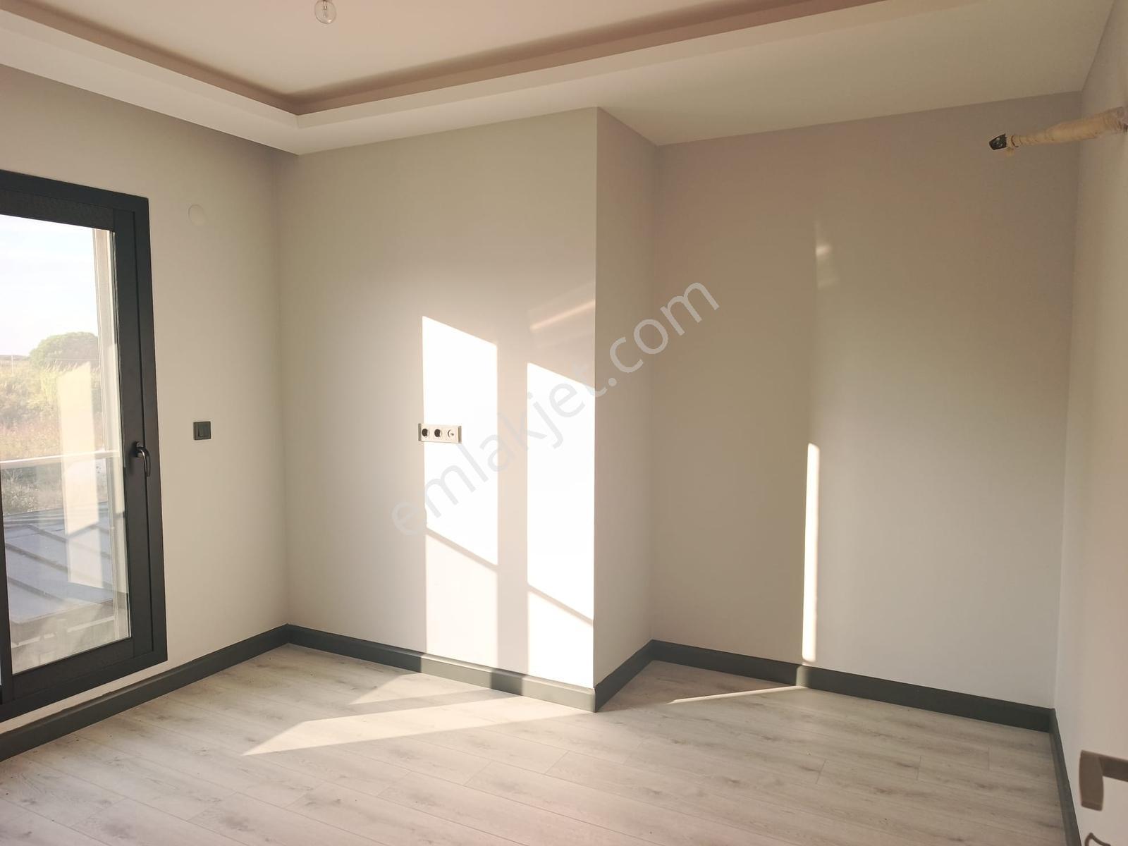 Kuşadası Davutlar Sahil Sitelerinde 3+1 Satılık Müstakil Villa — fotoğraf 13