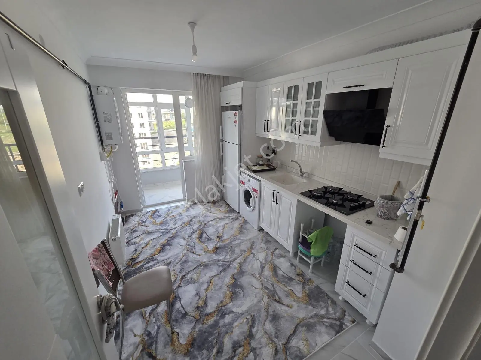 Hilal'den Y.bayındır'da Cadde Dibi Yeni Binada Full Yapılı Daire — fotoğraf 8