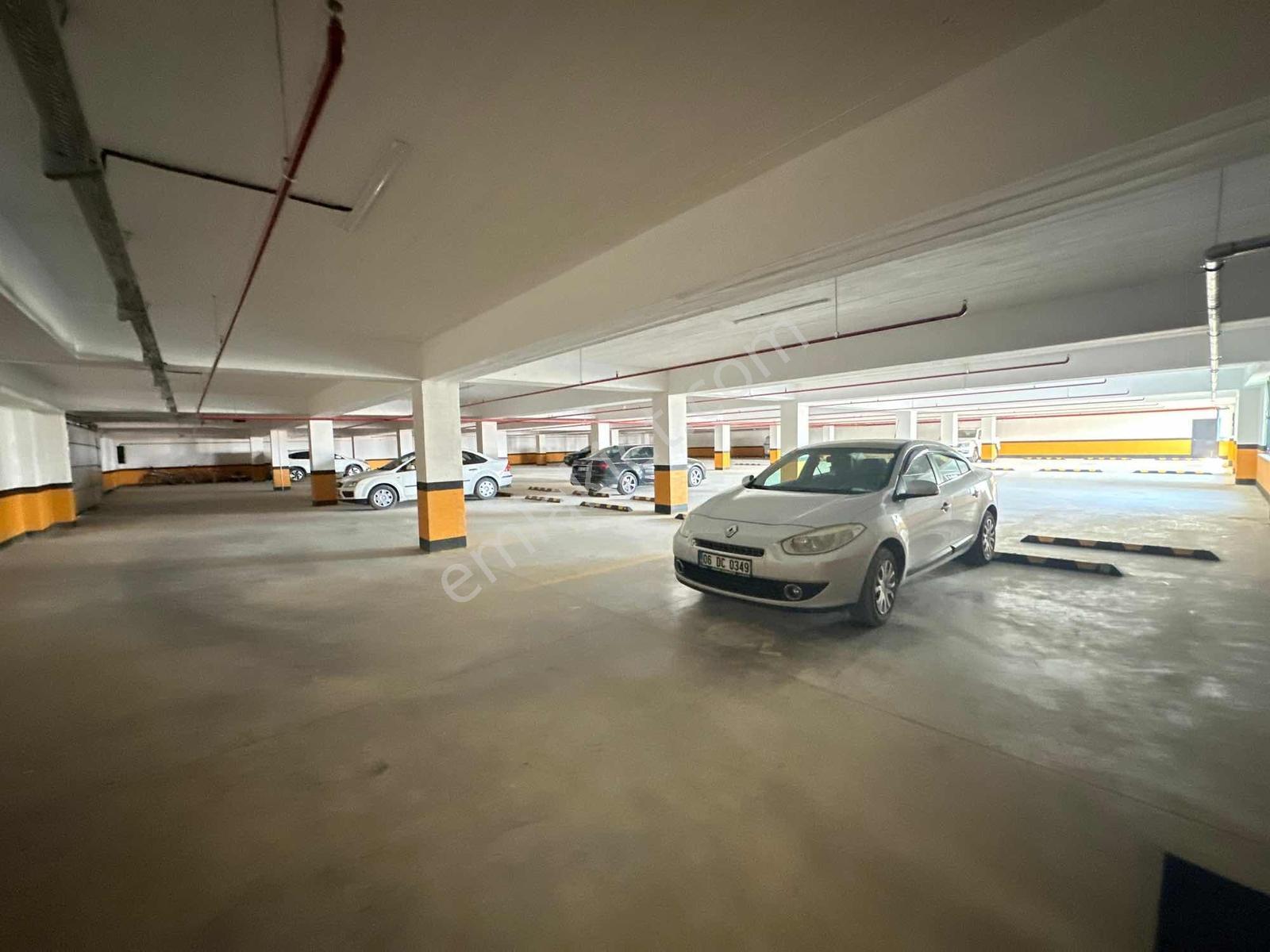 An-ka'dan Şehlik Mh. Kaplı Otopark Acil Satılık 4+1 Lüxs Daire!! — fotoğraf 15