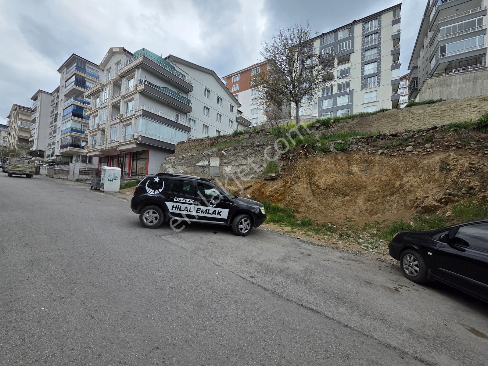 Hilal'Den Yeşilbayır'Da Yapılaşmanın İçerisinde 108M2 Arsa...!