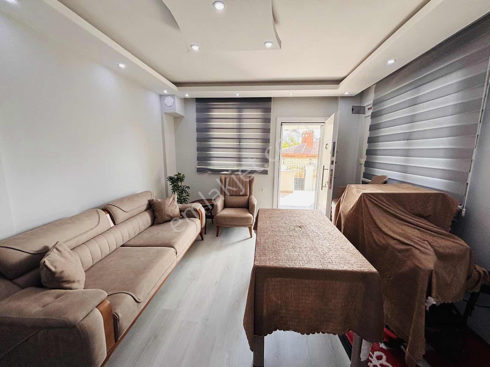 ^^koyuncu Gyrm^^yeniçiftlik Merkezi Konumda Satılık 4+1 Villa — fotoğraf 3