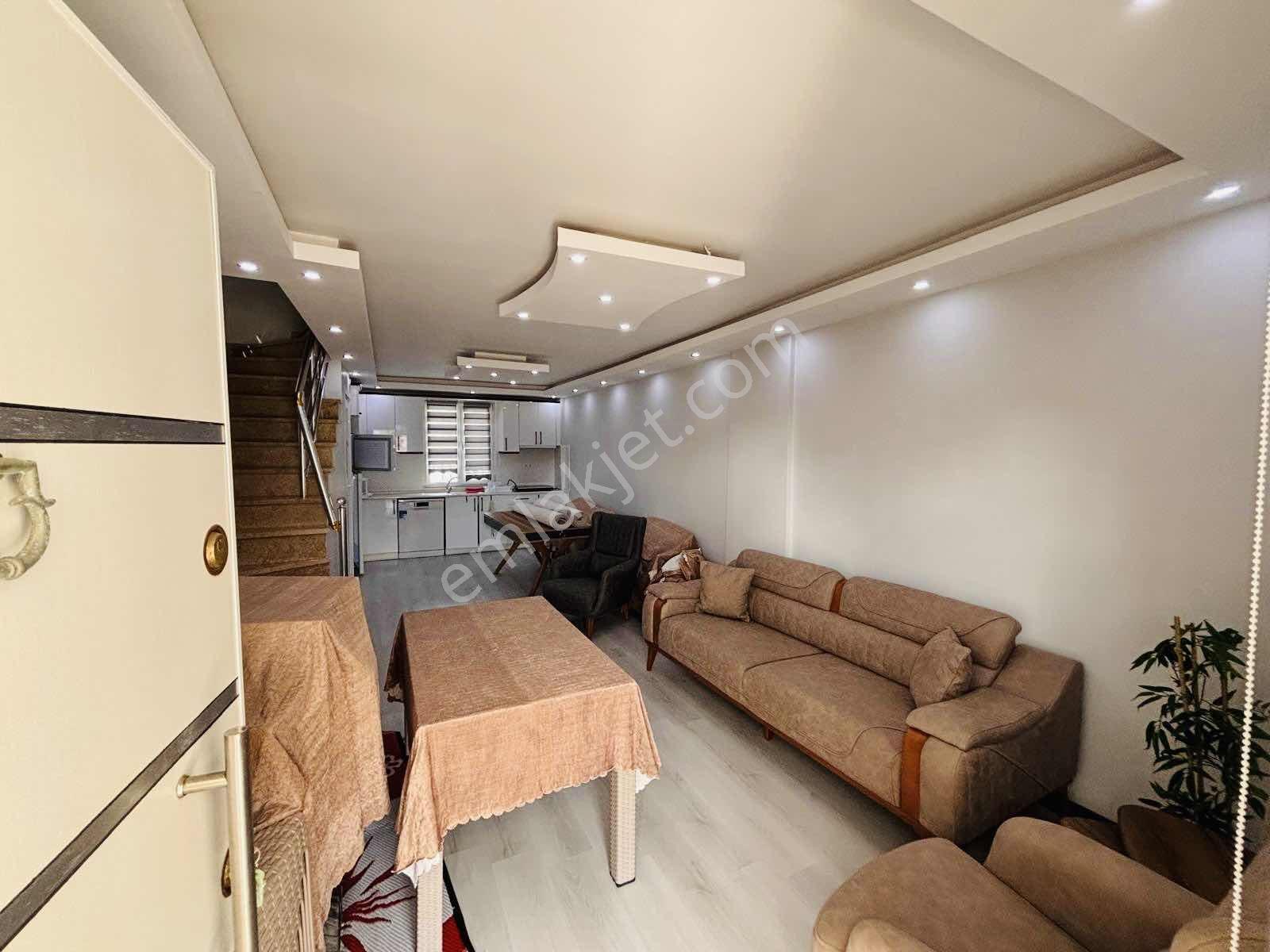 ^^koyuncu Gyrm^^yeniçiftlik Merkezi Konumda Satılık 4+1 Villa — fotoğraf 6