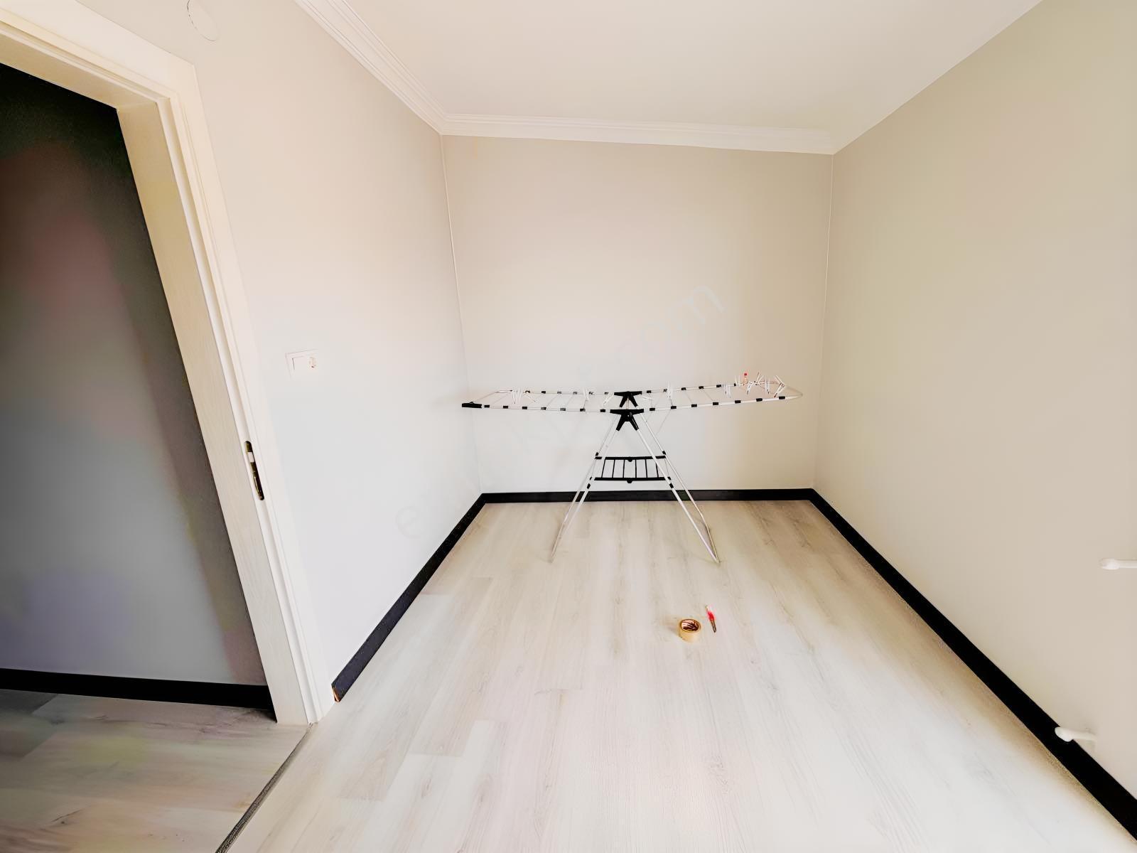 ^^koyuncu Gyrm^^yeniçiftlik Merkezi Konumda Satılık 4+1 Villa — fotoğraf 8