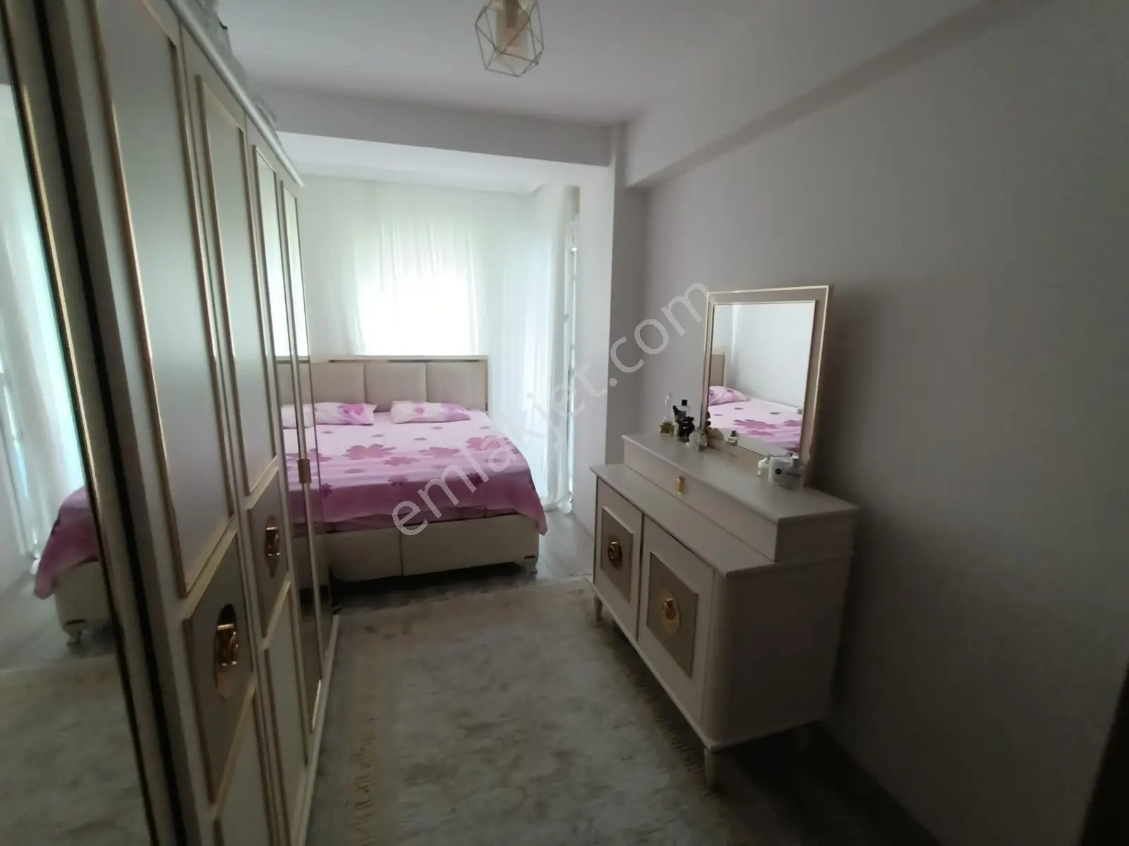 Üçyol Yakını Modern 2+1 Satılık Daire — fotoğraf 4