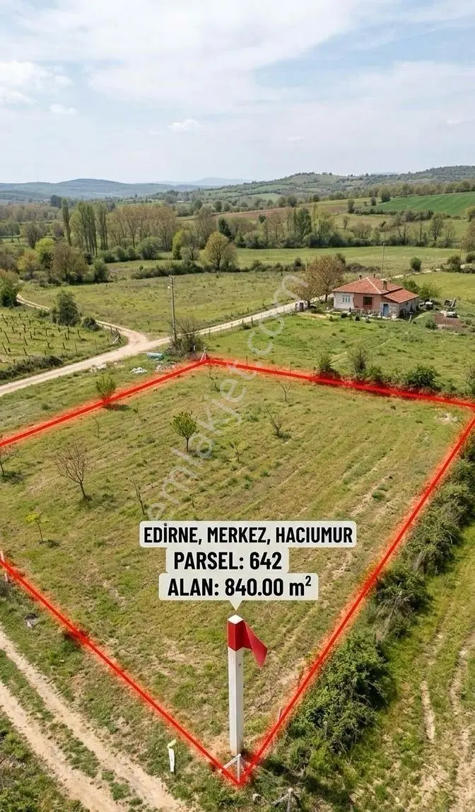 Edirne Merkez Hacıumur Köyünde Satılık 840 M² Bağ Bahçe