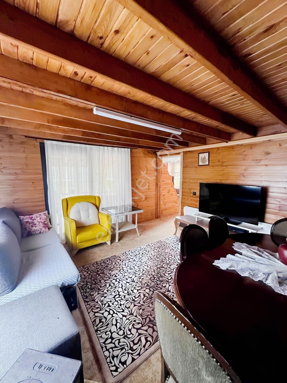 Doğayla İç İçe | 185 M² 3 Katlı, Full Donanımlı Ahşap Villa! — fotoğraf 11